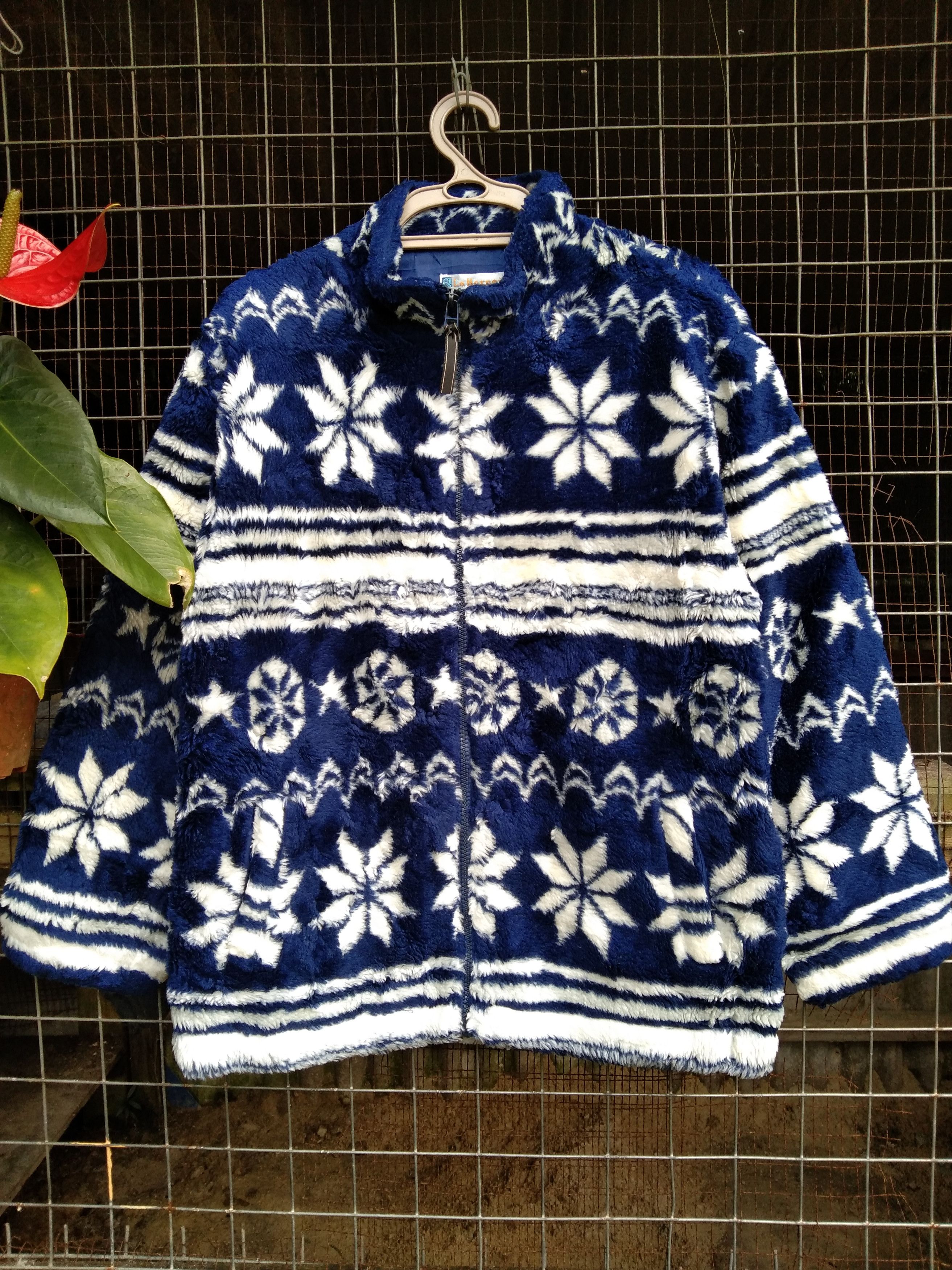 image of La Horner Women's Printed Fleece Jacket in Blue (Size Medium)