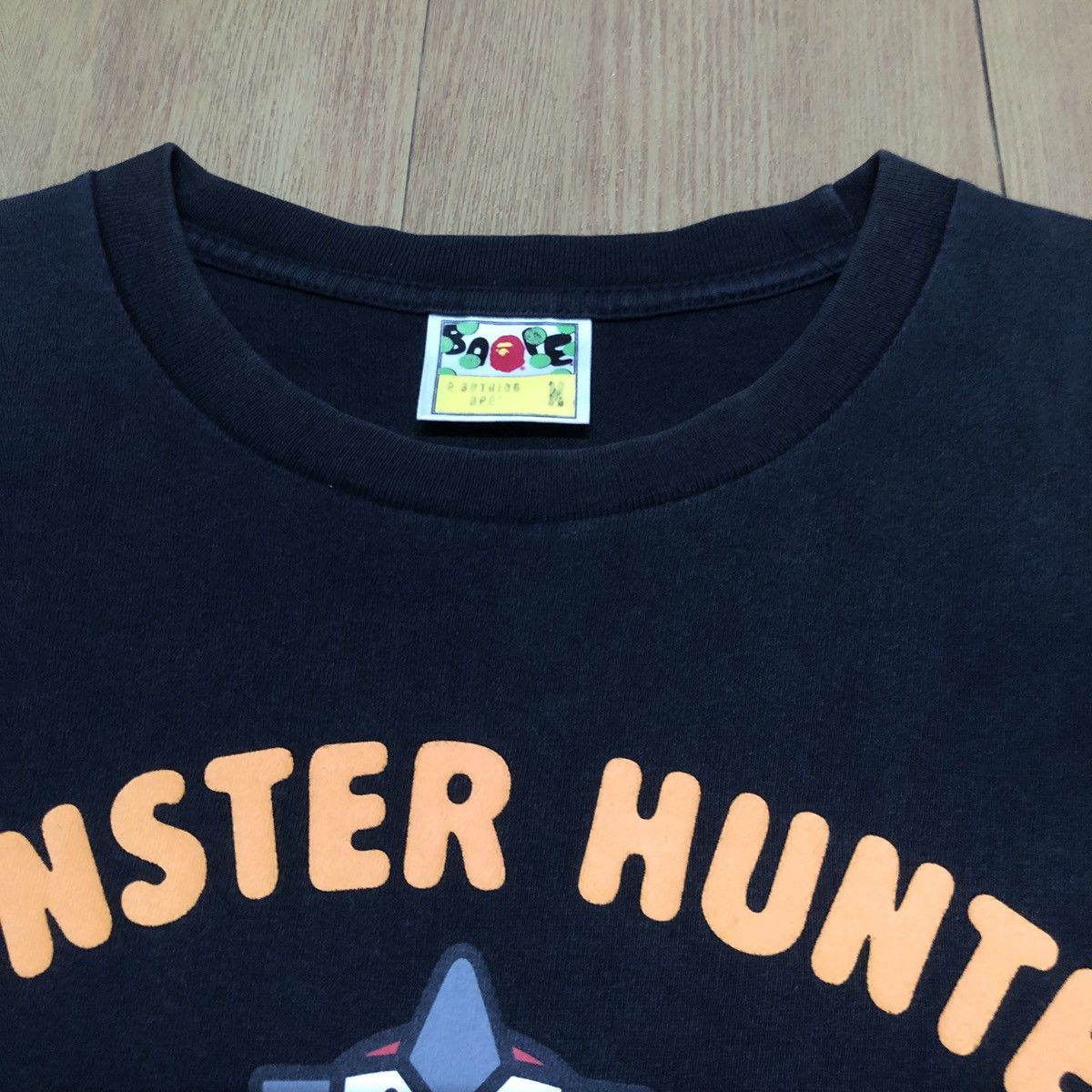Bape 🔥Bape x Capcom Monster Hunter Baby Milo T-shirts Size US M / EU 48-50 / 2 - 5 Thumbnail