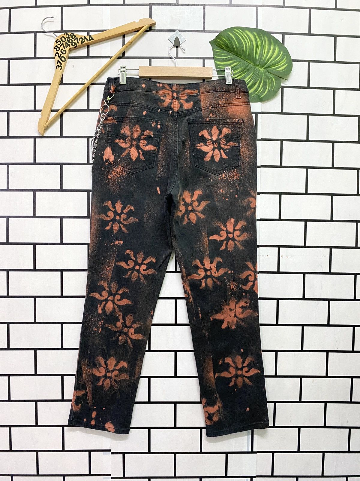 Faded Glory FADED GLORY ACID WASH JEANS Size US 30 / EU 46 - 2 Thumbnail