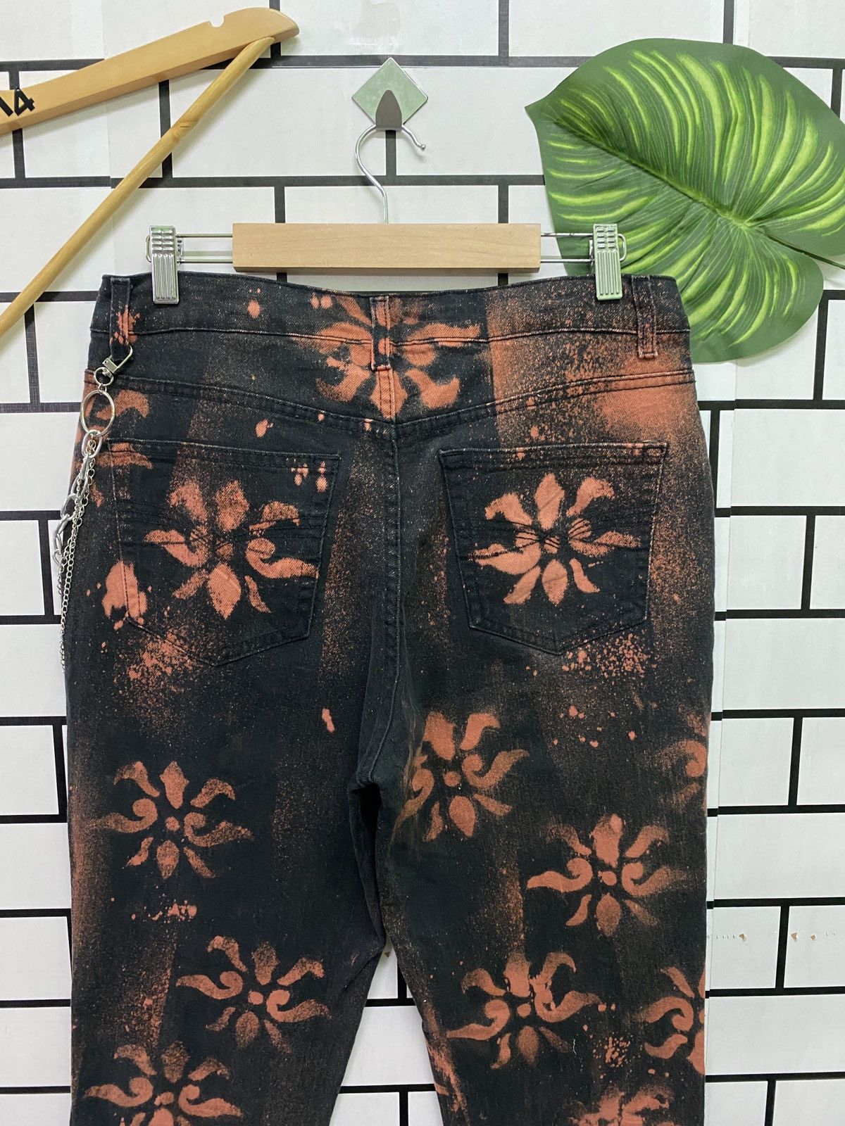 Faded Glory FADED GLORY ACID WASH JEANS Size US 30 / EU 46 - 9 Thumbnail