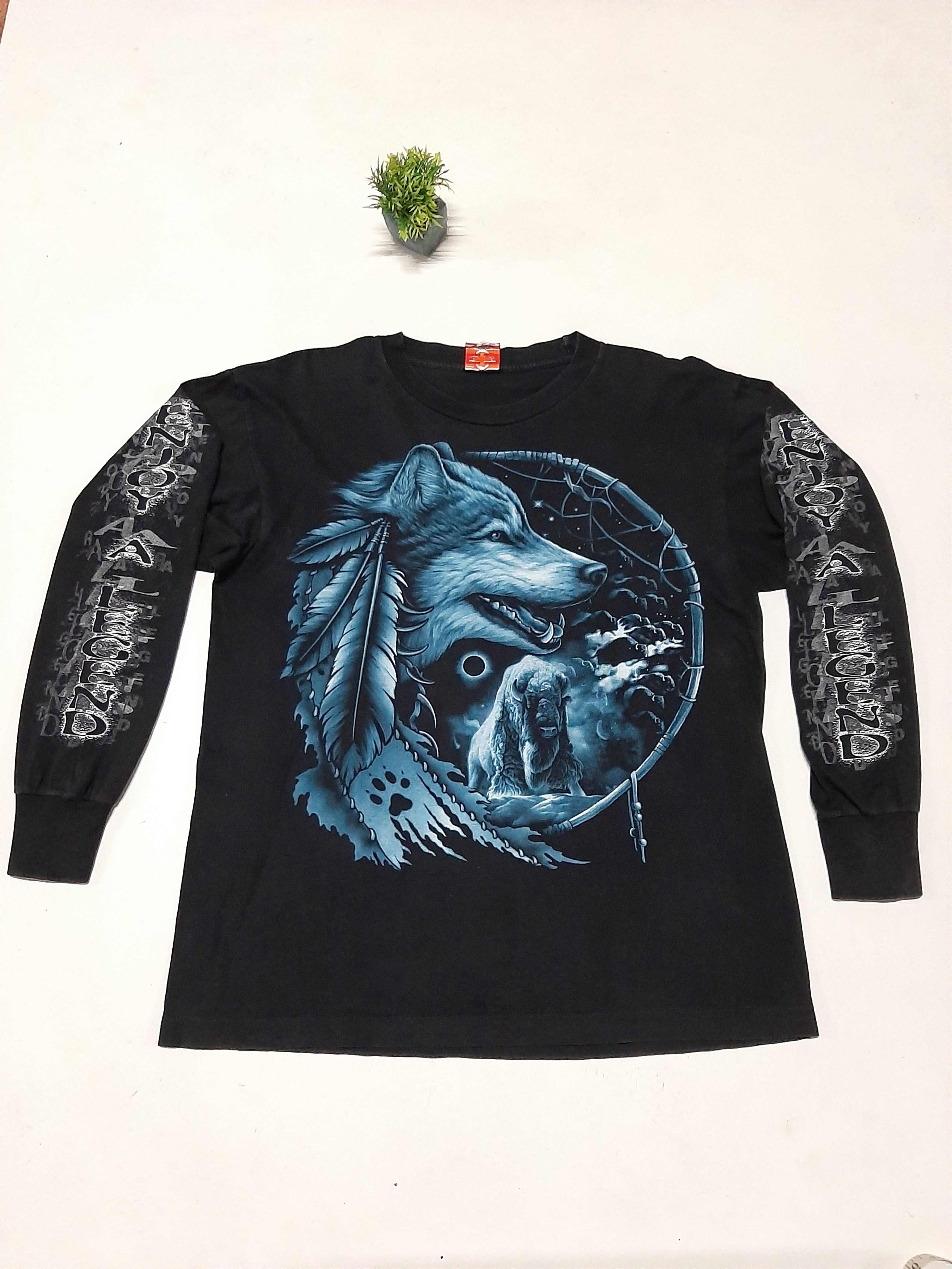 Band Tees × Vintage VINTAGE ‘90 ENJOY A LEGEND BIG WOLF LONG SLEEVE Size US L / EU 52-54 / 3 - 1 Thumbnail