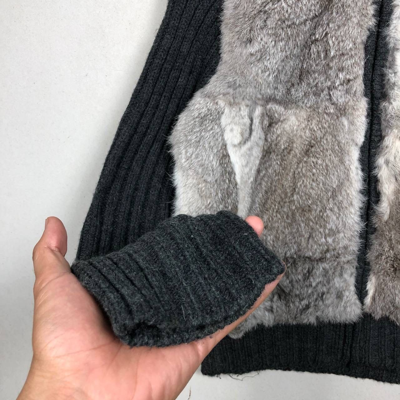 Japanese Brand Japanese Faux Fur Knitwear Jacket Sweater Size US S / EU 44-46 / 1 - 4 Thumbnail
