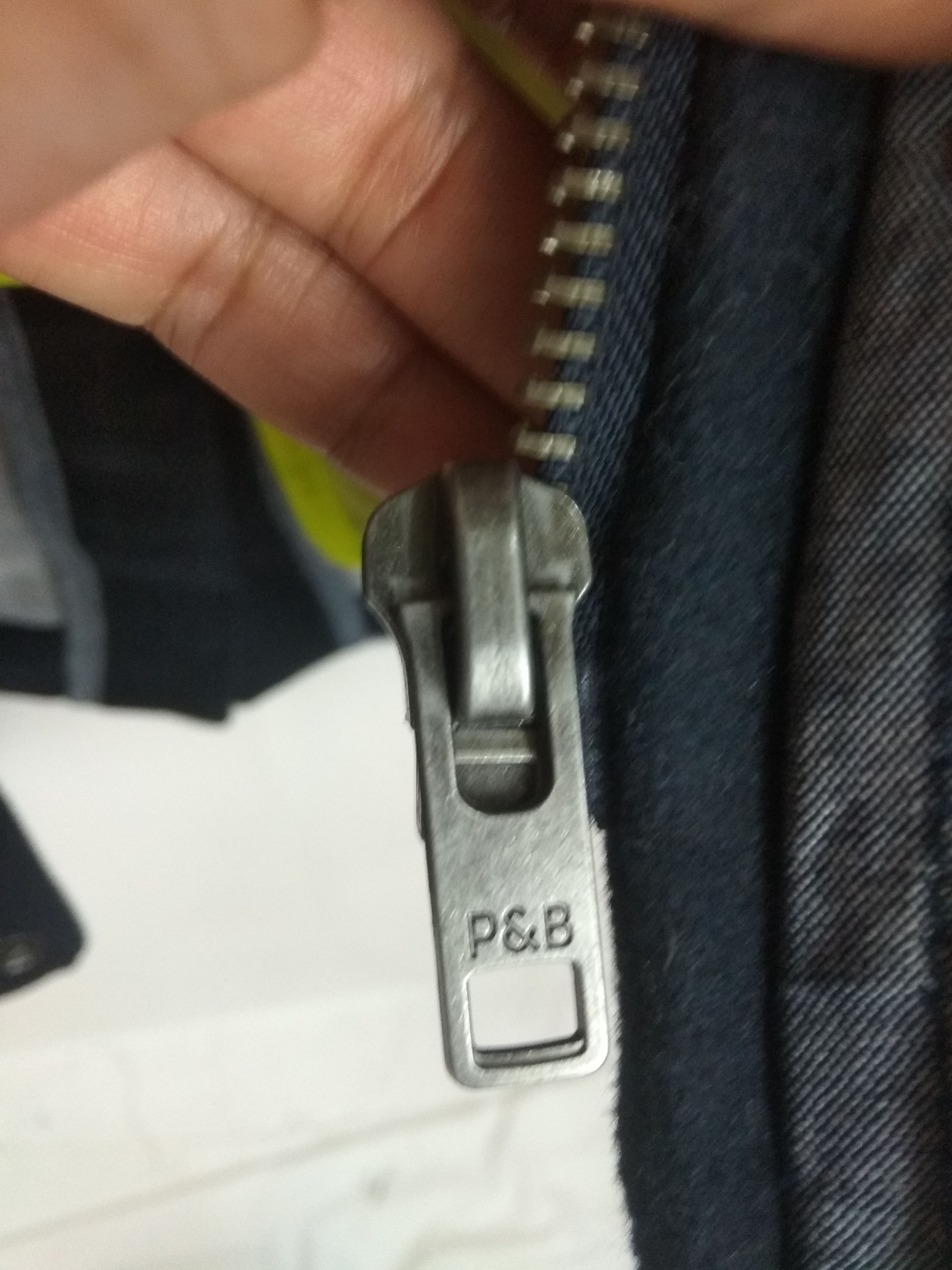 Pull & Bear Pull & Bear Coat Jacket Hoodie Buckles Back Hooked Button Size US L / EU 52-54 / 3 - 13 Thumbnail