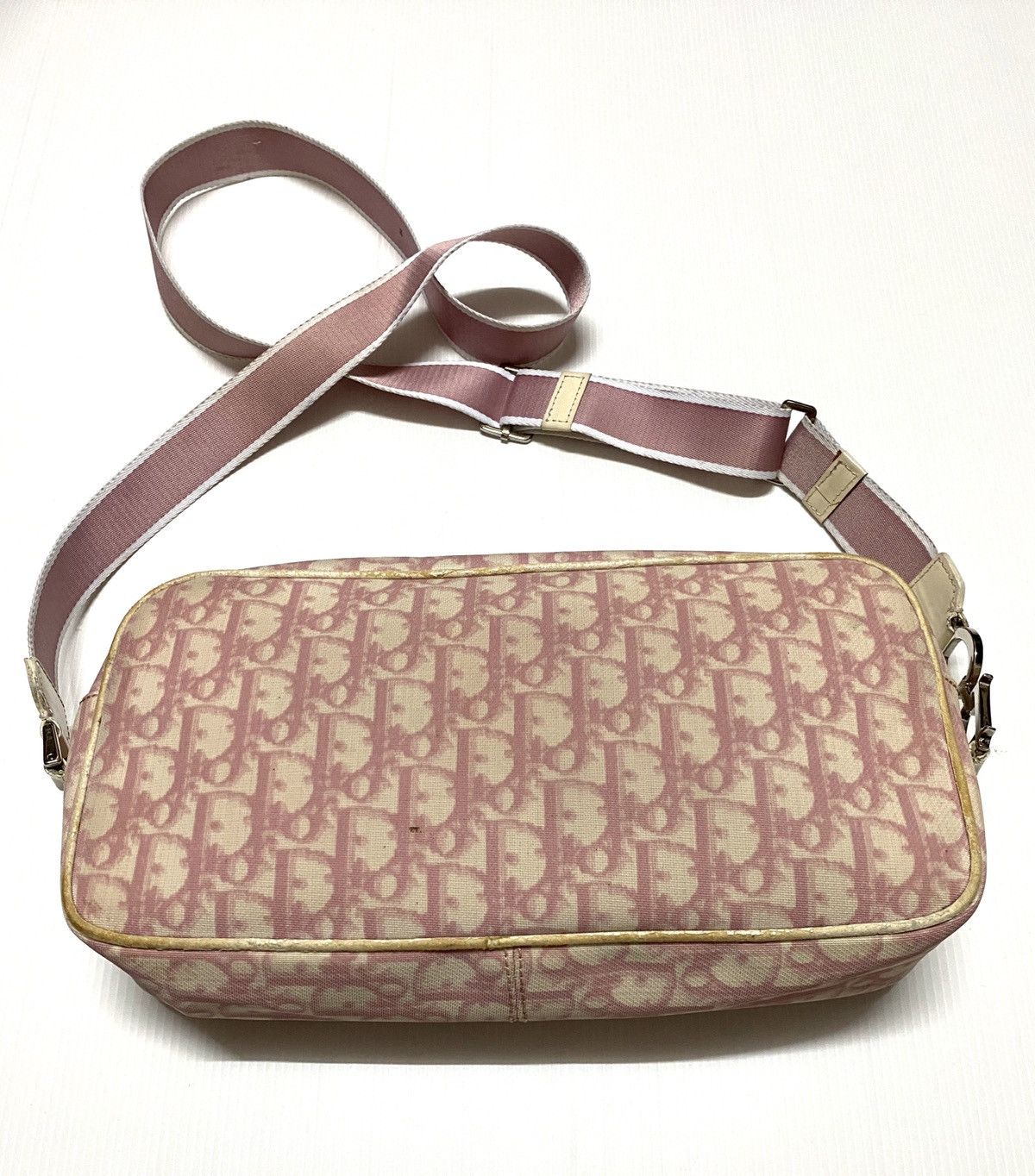 Dior Authentic Christian Dior Monogram Slingbag Size ONE SIZE - 2 Thumbnail