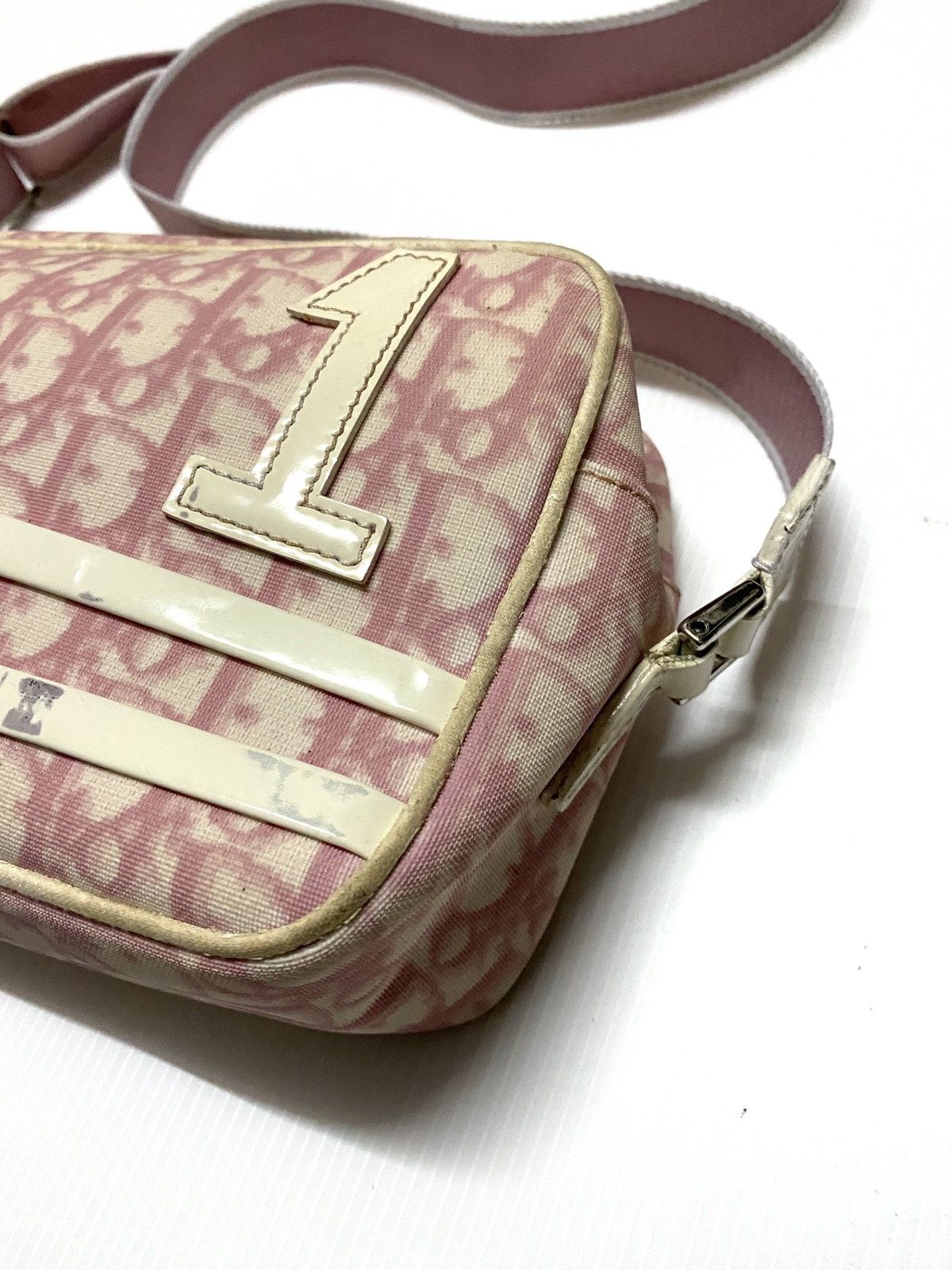 Dior Authentic Christian Dior Monogram Slingbag Size ONE SIZE - 3 Thumbnail