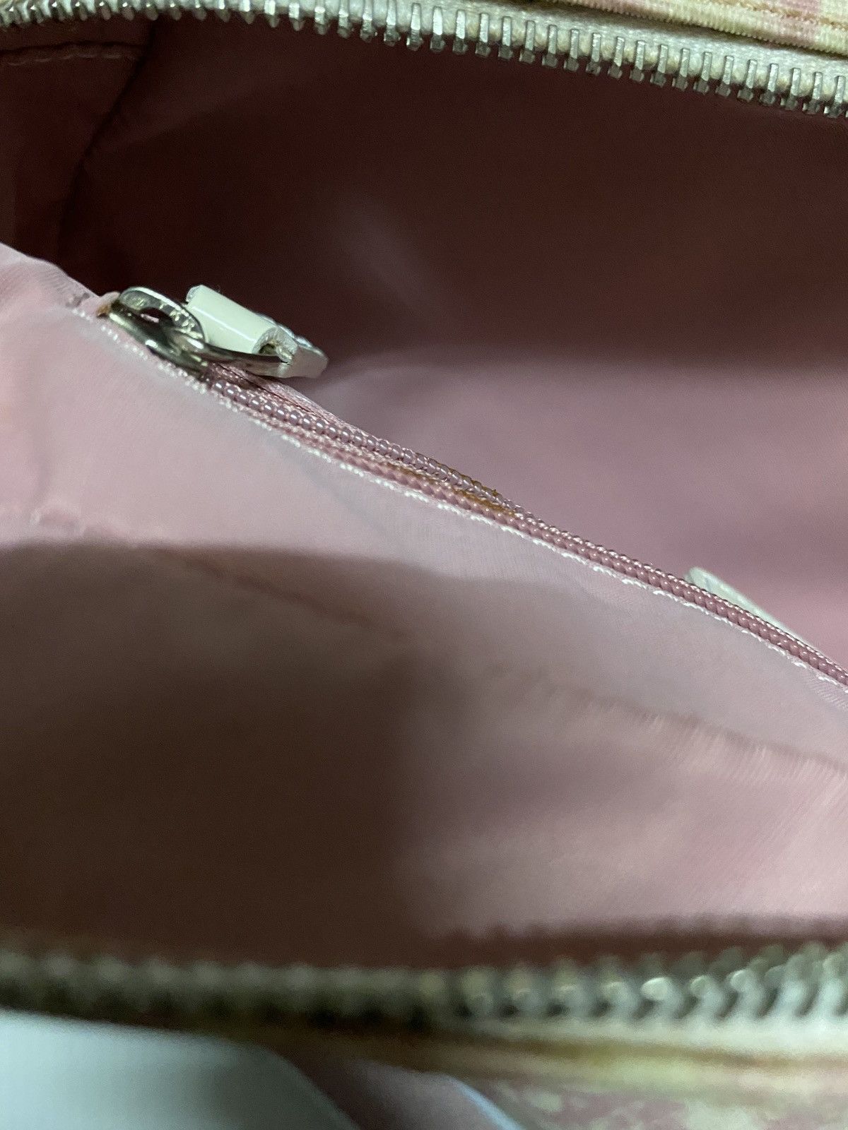 Dior Authentic Christian Dior Monogram Slingbag Size ONE SIZE - 14 Thumbnail