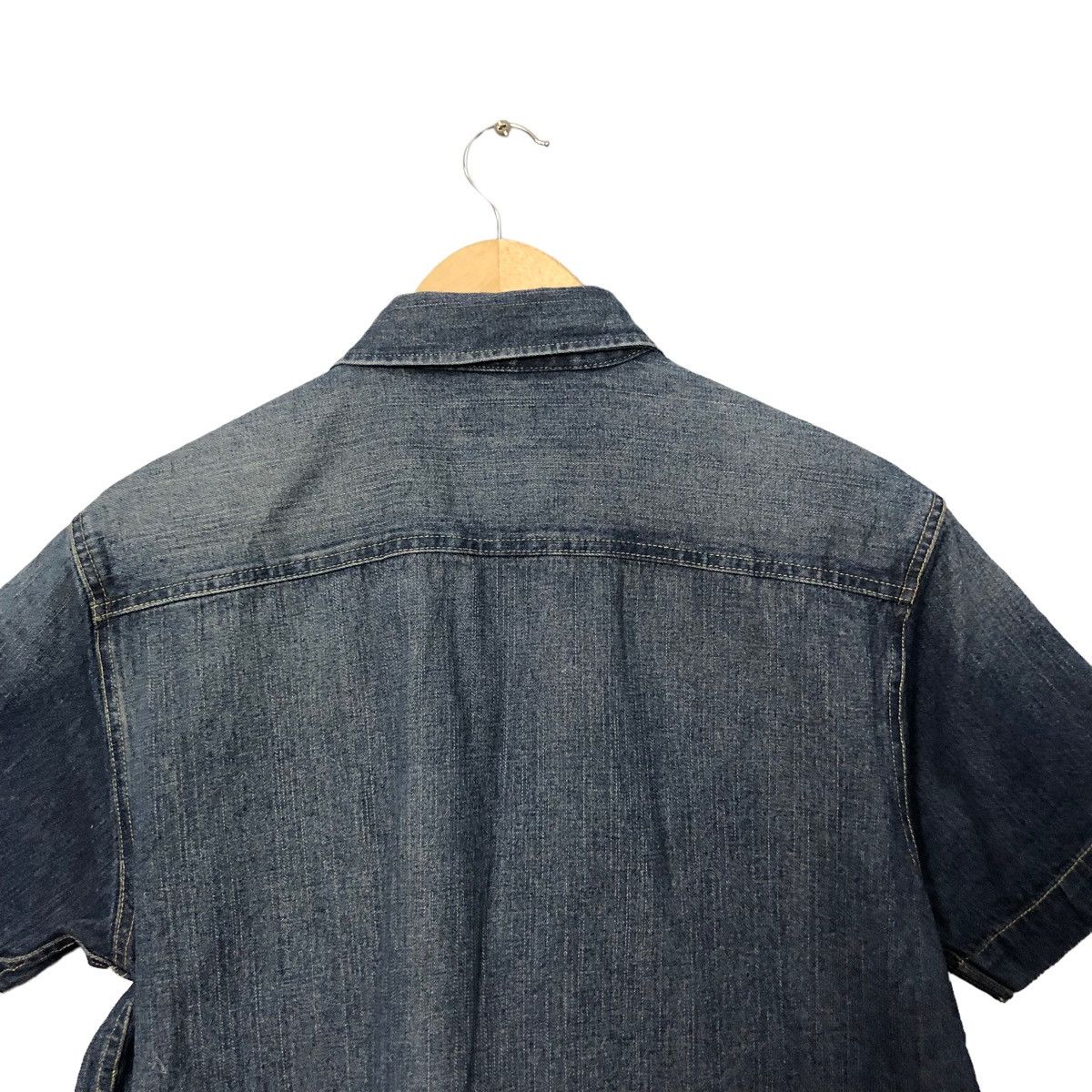Levi's Vintage Levis Red Tab Button Ups Denim Crop Tops Jacket Size L / US 10 / IT 46 - 8 Thumbnail