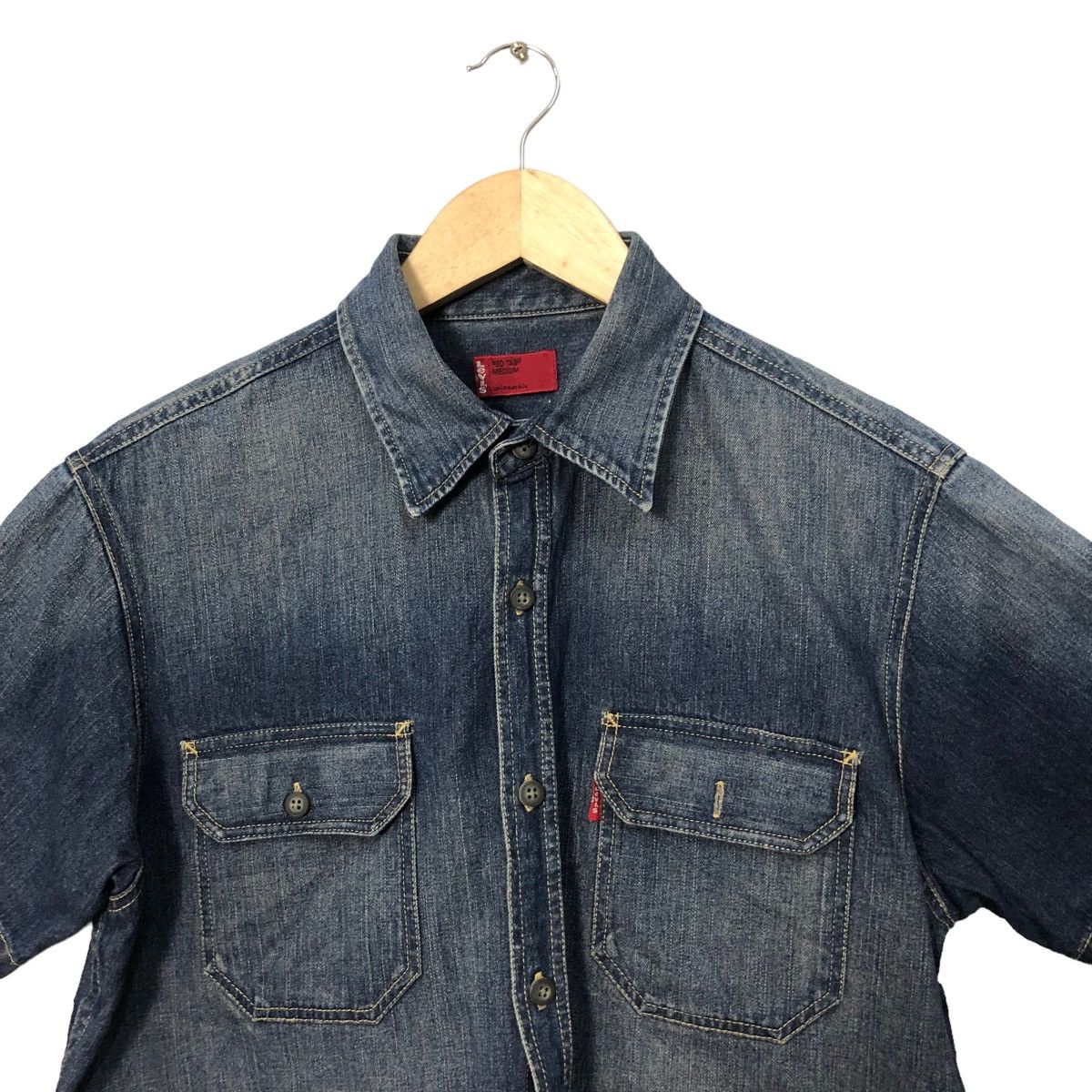 Levi's Vintage Levis Red Tab Button Ups Denim Crop Tops Jacket Size L / US 10 / IT 46 - 4 Thumbnail