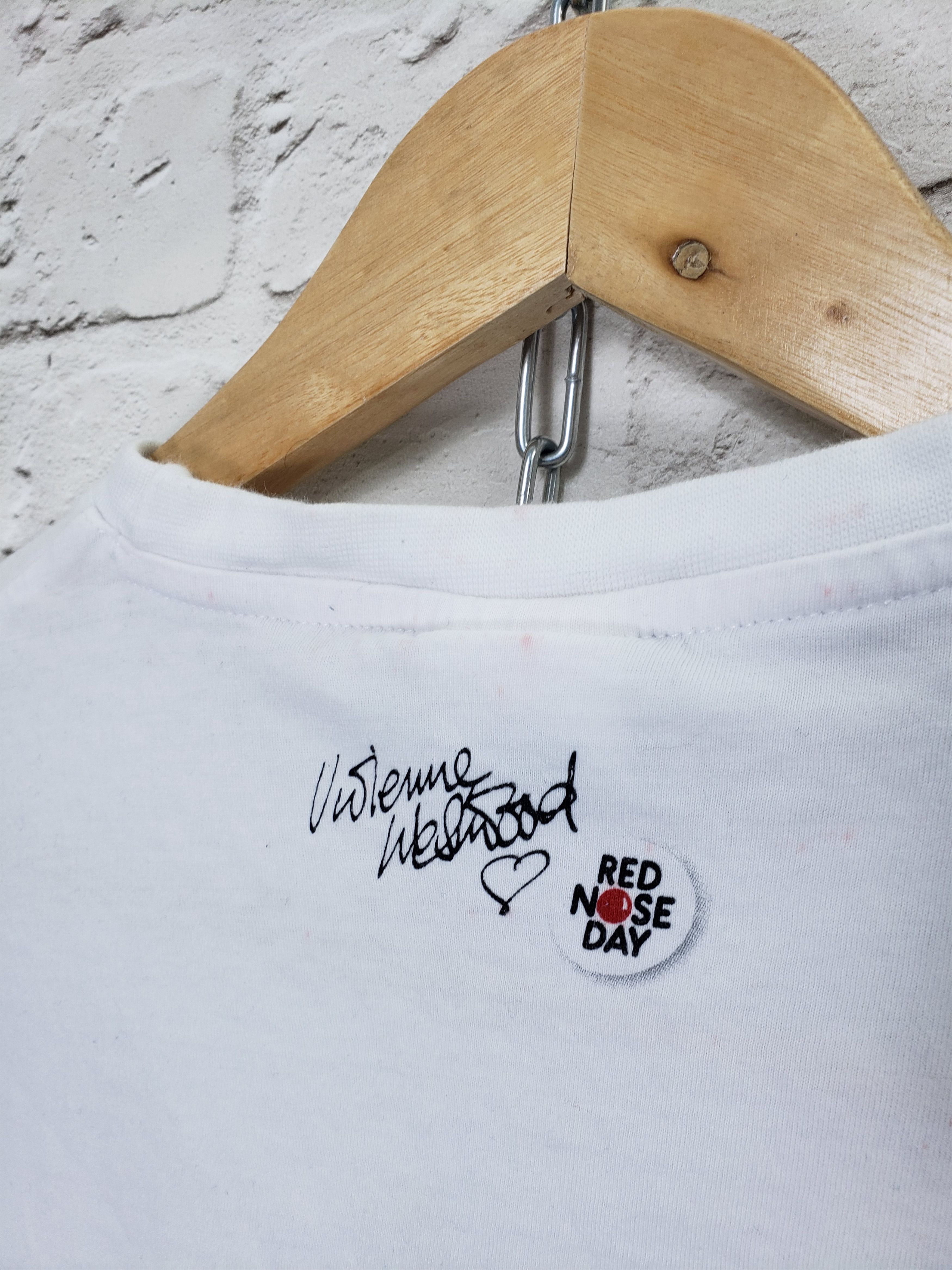 Vivienne Westwood Vivienne Westwood comic relief t-shirt Size US S / EU 44-46 / 1 - 5 Thumbnail