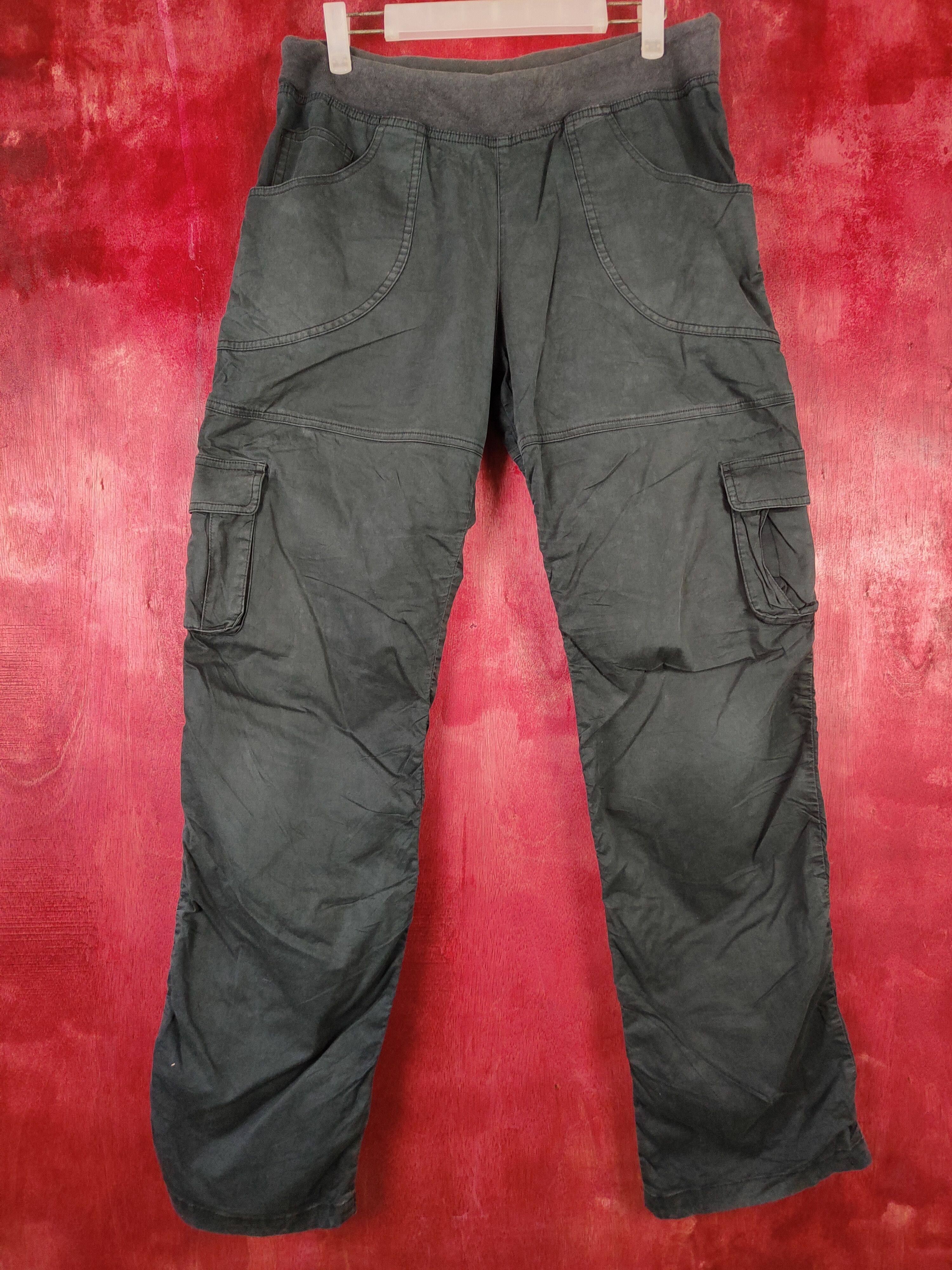 image of Persons Person's Active Wear Black Multi Pocket Tactical Pant 4683, Men's (Size 30)