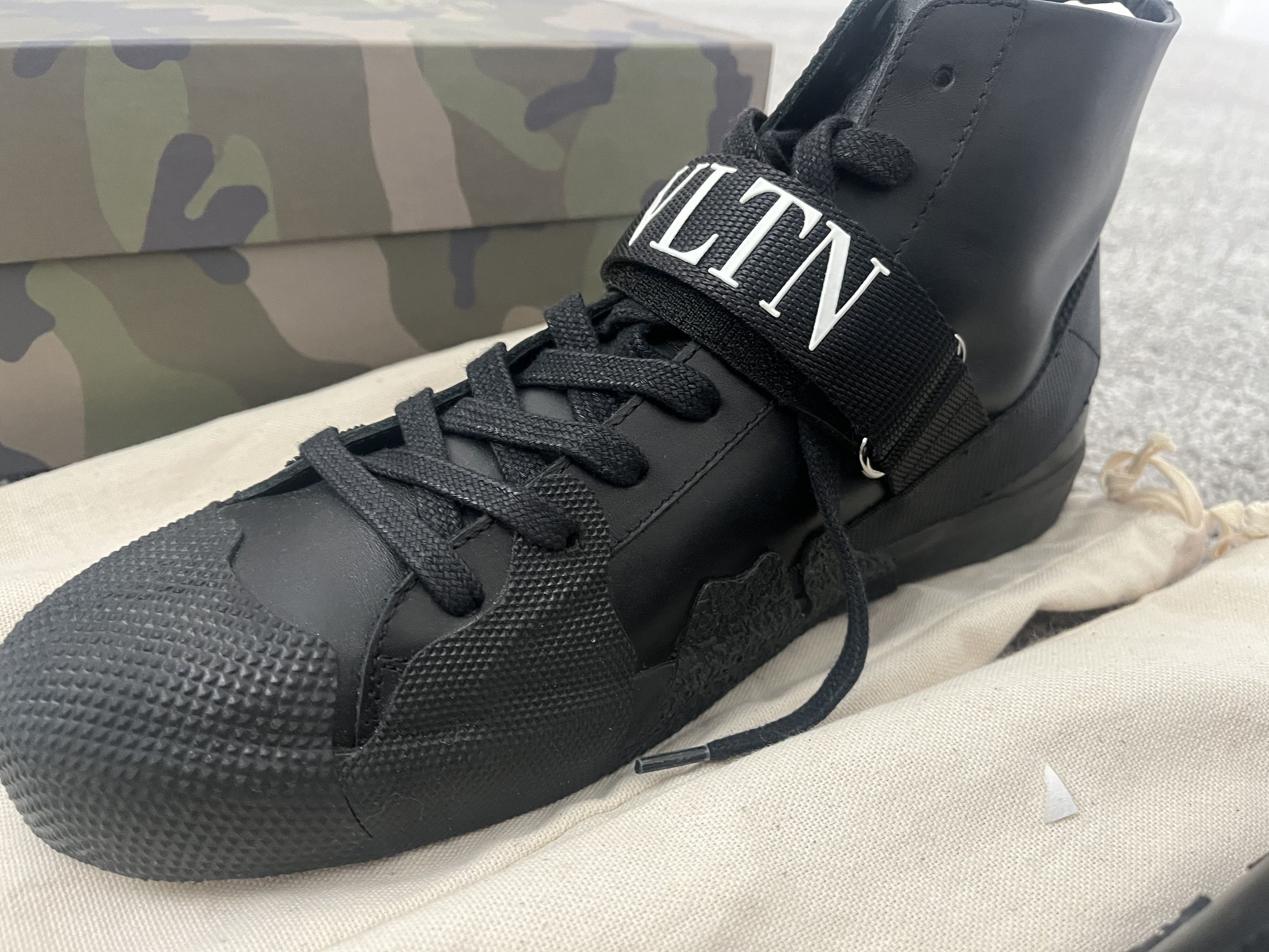 Valentino Valentino Garavani VLTN hi-top sneakers Size US 10 / EU 43 - 4 Thumbnail