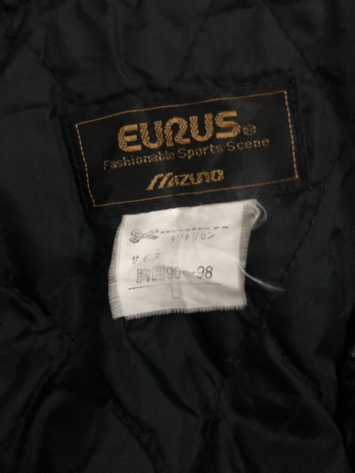 Mizuno Vintage Mizuno Eurus Zip Up Hoodie Navajo Jacket Size US XL / EU 56 / 4 - 9 Thumbnail