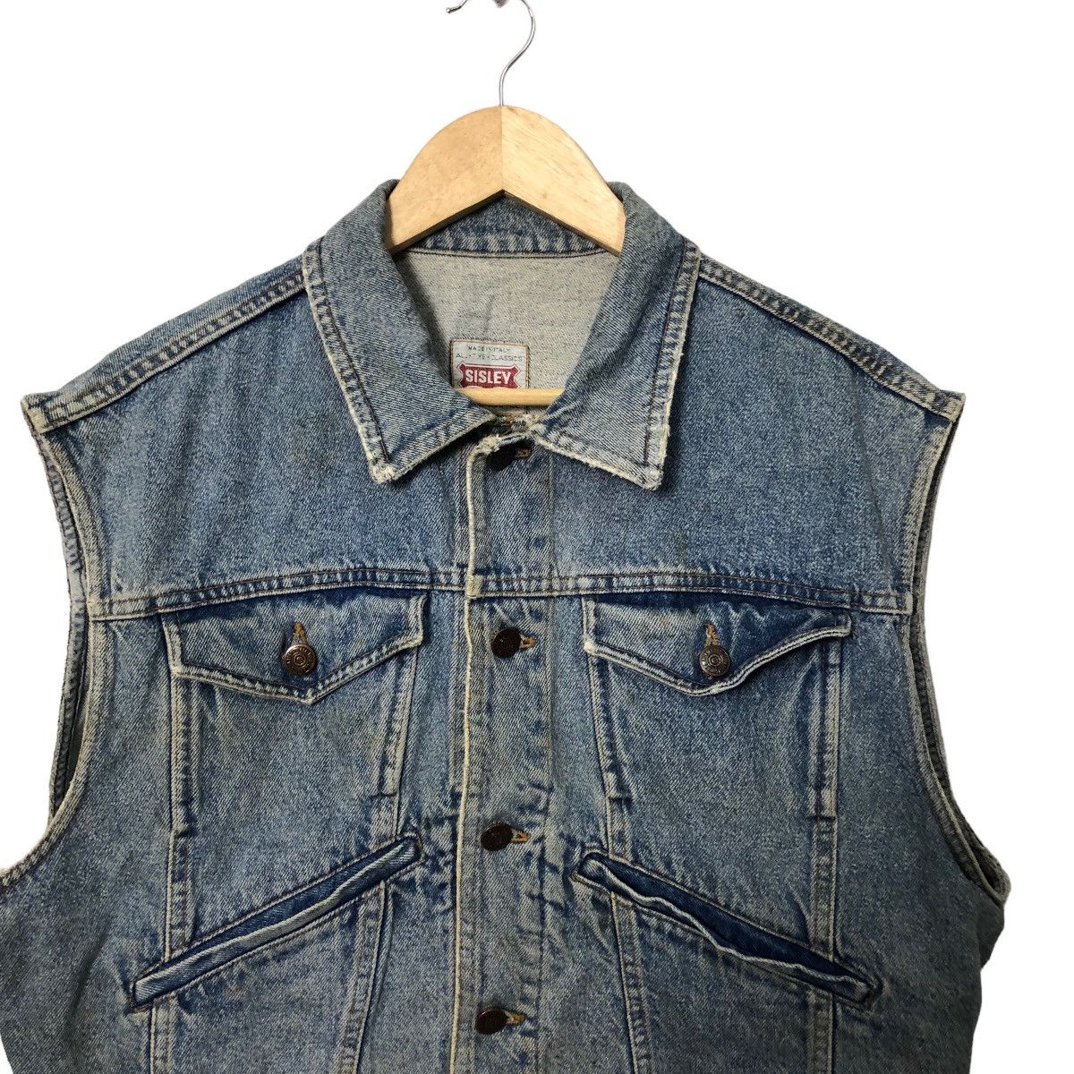 Sisley Vintage Sisley Button Ups Faded Denim Vest Made in Italy Size L / US 10 / IT 46 - 2 Thumbnail