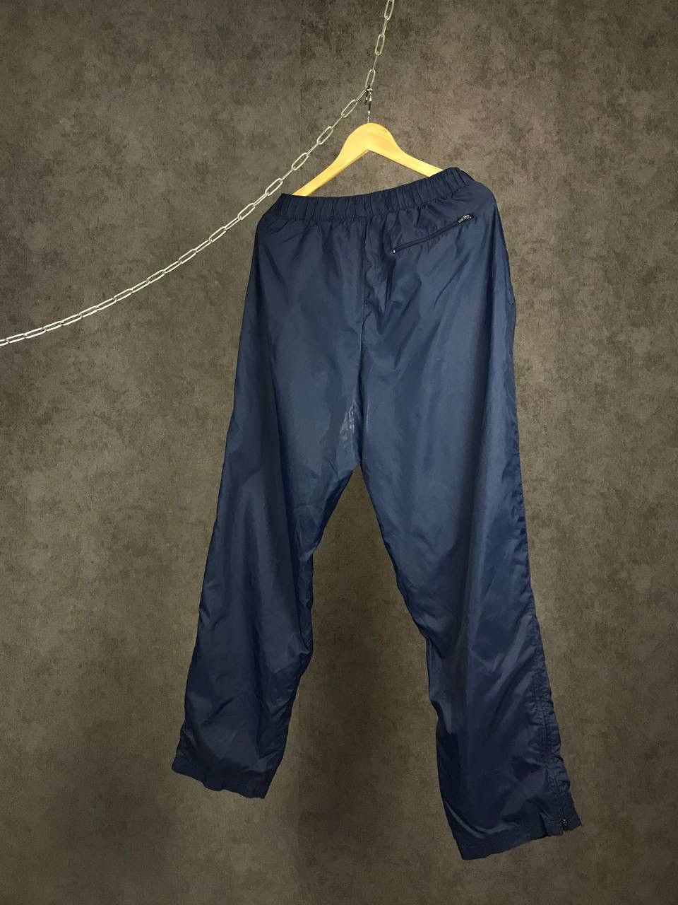 Nike × Vintage Nike swoosh streetwear vintage nylon sweatpants Size US 36 / EU 52 - 6 Thumbnail