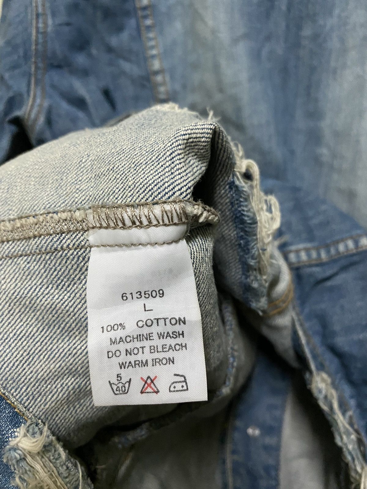 Japanese Brand Heritage Stone Trucker Thrashed Jacket Distressed Size US L / EU 52-54 / 3 - 13 Thumbnail