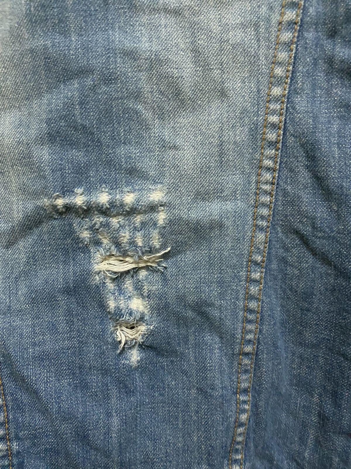 Japanese Brand Heritage Stone Trucker Thrashed Jacket Distressed Size US L / EU 52-54 / 3 - 10 Thumbnail