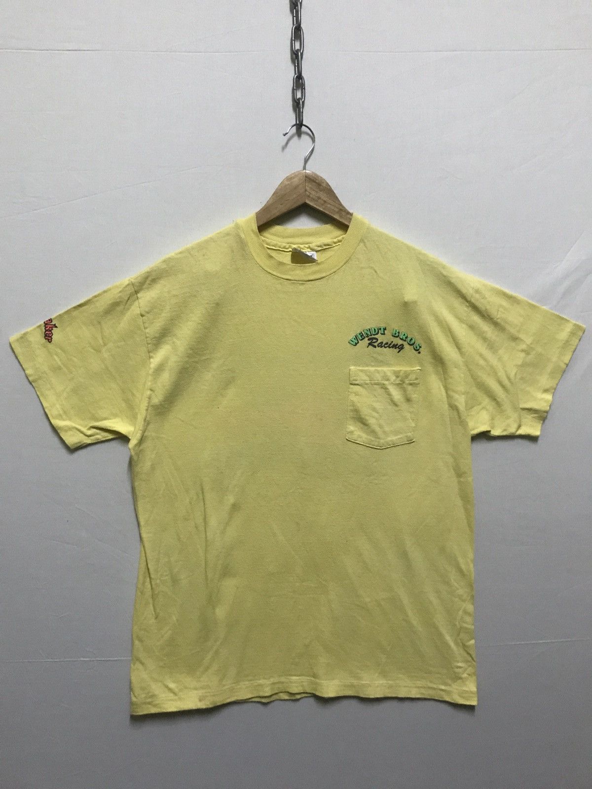 Vintage Vintage T shirt Old Quaker paints Single pocket Size US L / EU 52-54 / 3 - 2 Thumbnail