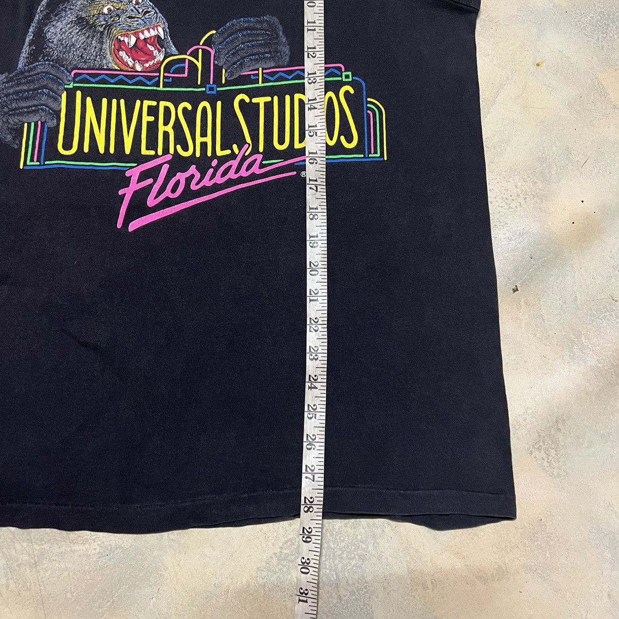 Universal Studios Vintage Universal Studios Tank Top Size US L / EU 52-54 / 3 - 7 Thumbnail