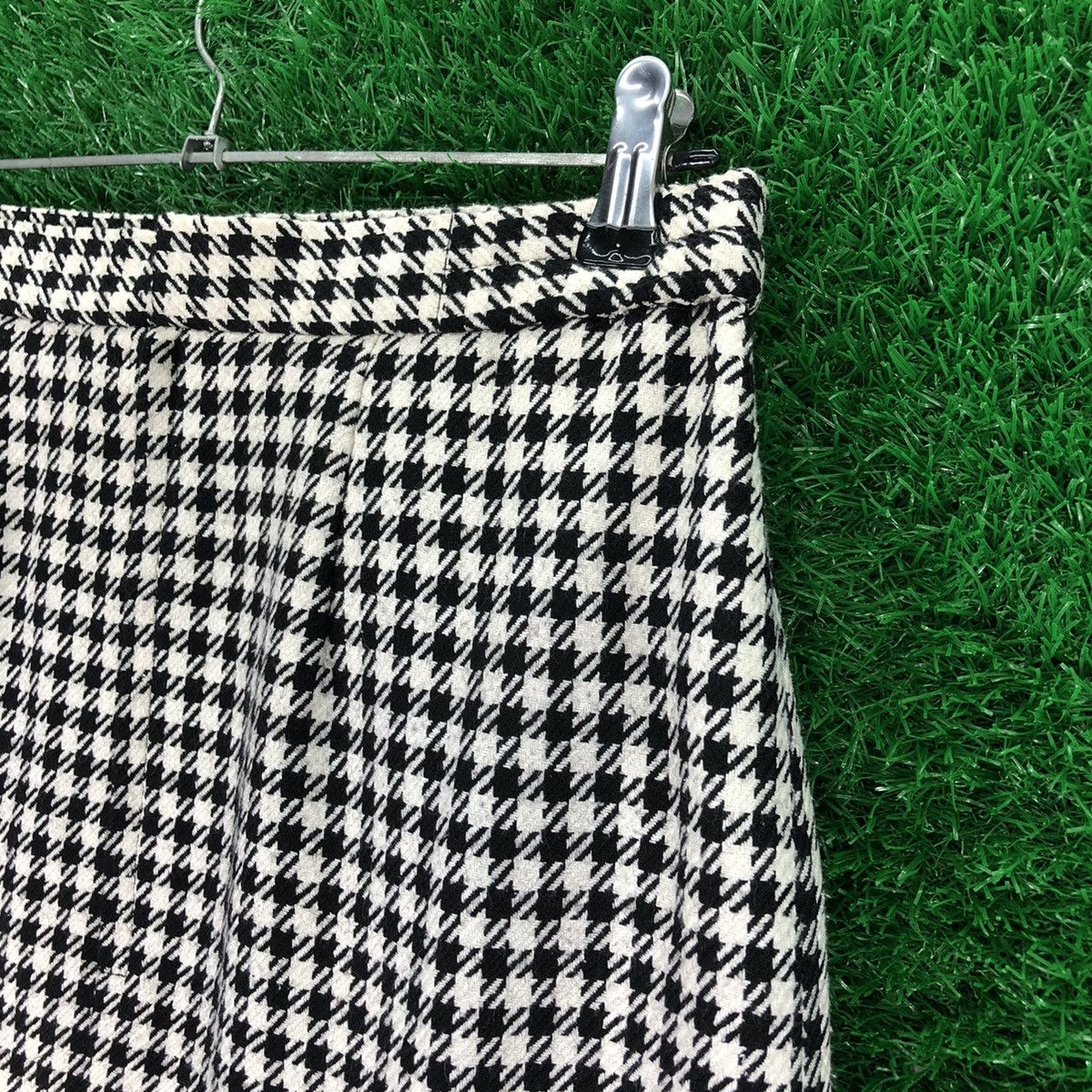 Japanese Brand × Vintage Vintage Houndstooth Skirt Luxury Design Style Unbranded Size 28" / US 6 / IT 42 - 5 Thumbnail