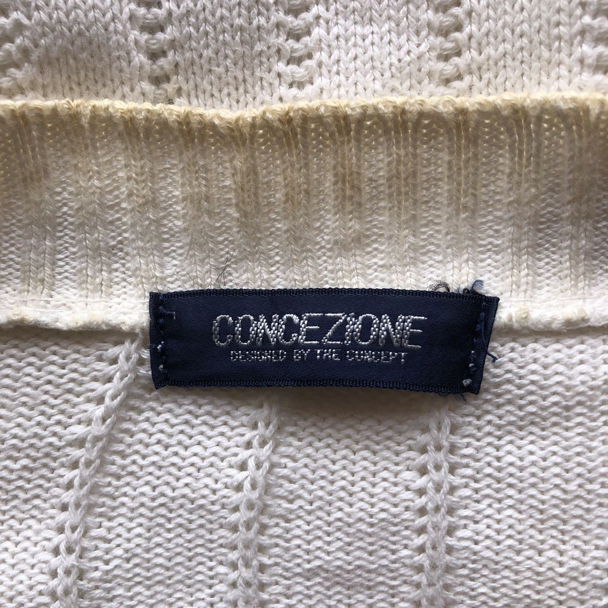 Japanese Brand Vintage 90's Knit Cardigan Gold Button by Concezione Size US L / EU 52-54 / 3 - 13 Thumbnail