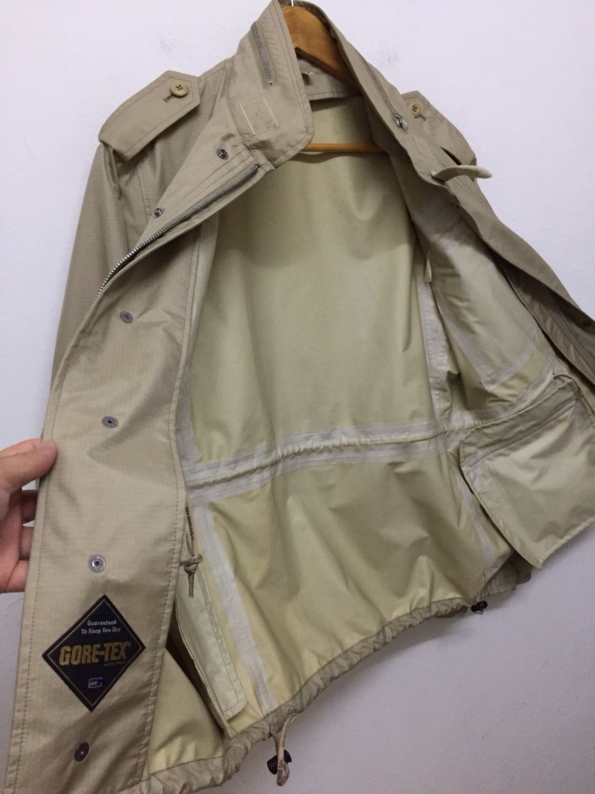 Bape × Goretex Gore-Tex M-65 Jacket (1999) Size US M / EU 48-50 / 2 - 10 Thumbnail