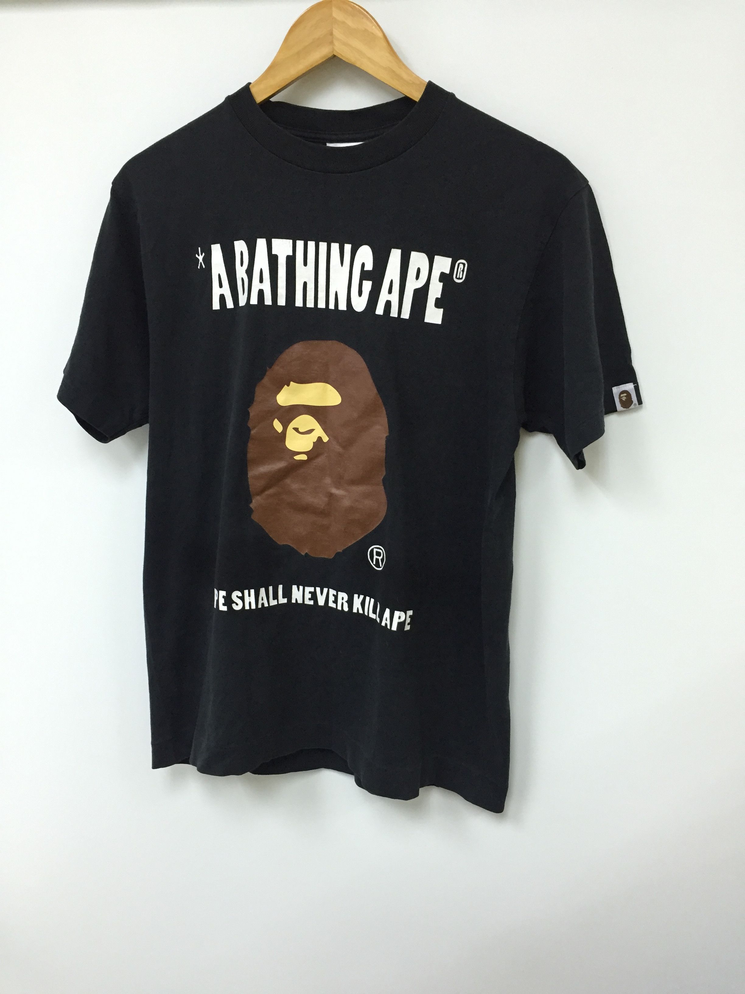 Bape 2005 " Aprimal Apearel" tag Bape Head Big Logo Size US M / EU 48-50 / 2 - 2 Thumbnail