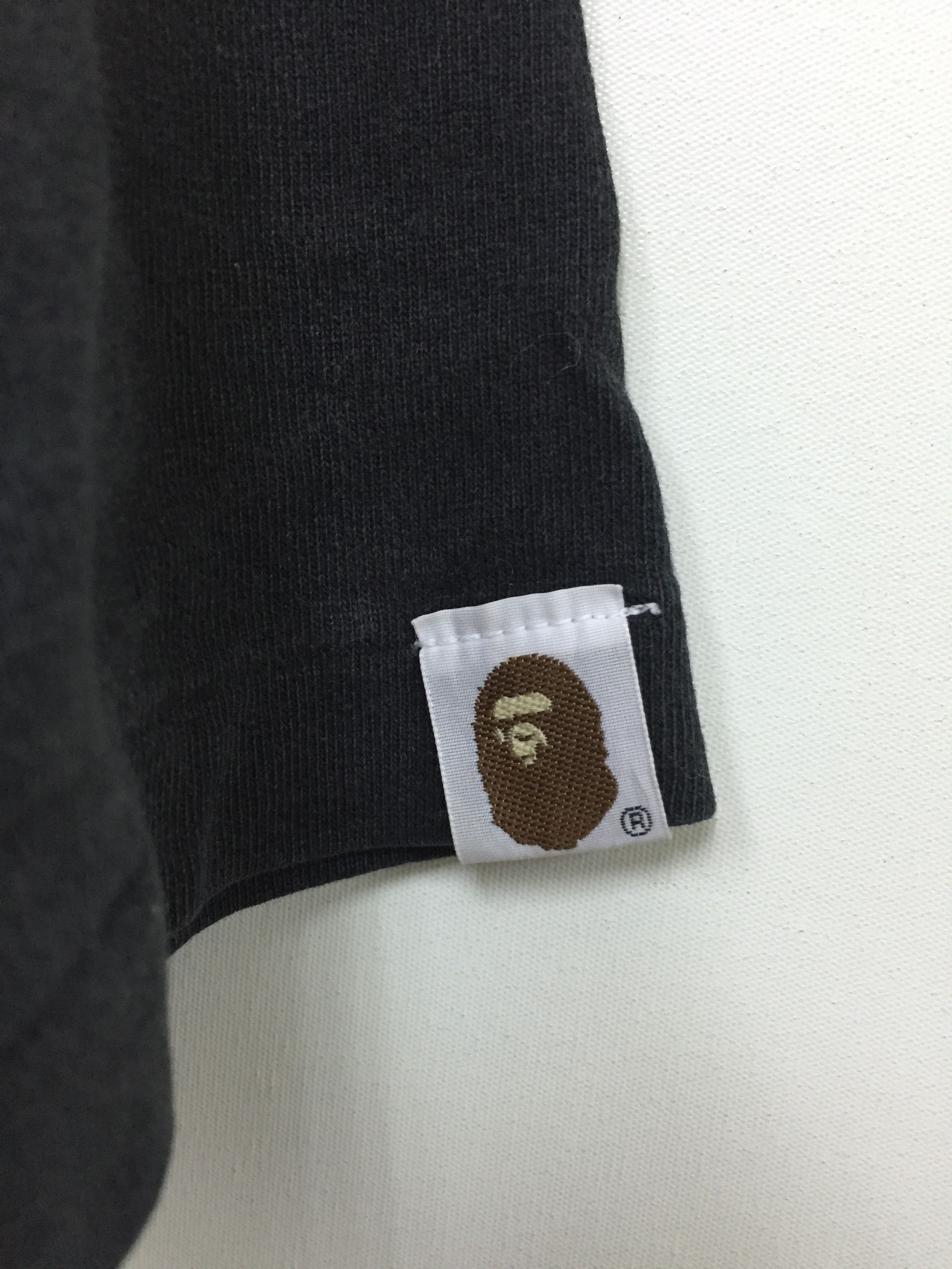 Bape 2005 " Aprimal Apearel" tag Bape Head Big Logo Size US M / EU 48-50 / 2 - 4 Thumbnail