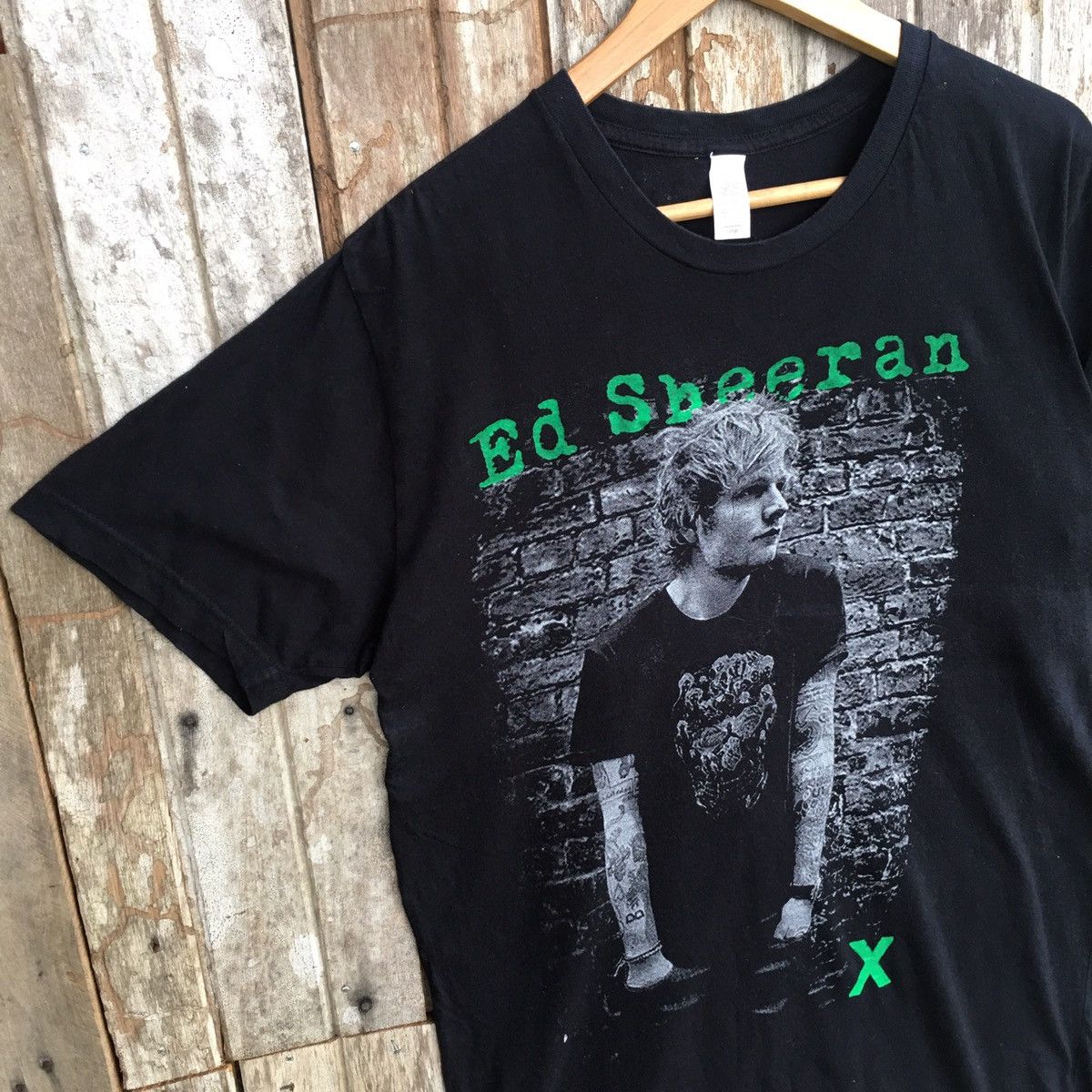 Band Tees Vintage Faded Y2K Ed Sheeran ERD GRUNGE THRASHED TEE Size US L / EU 52-54 / 3 - 3 Thumbnail