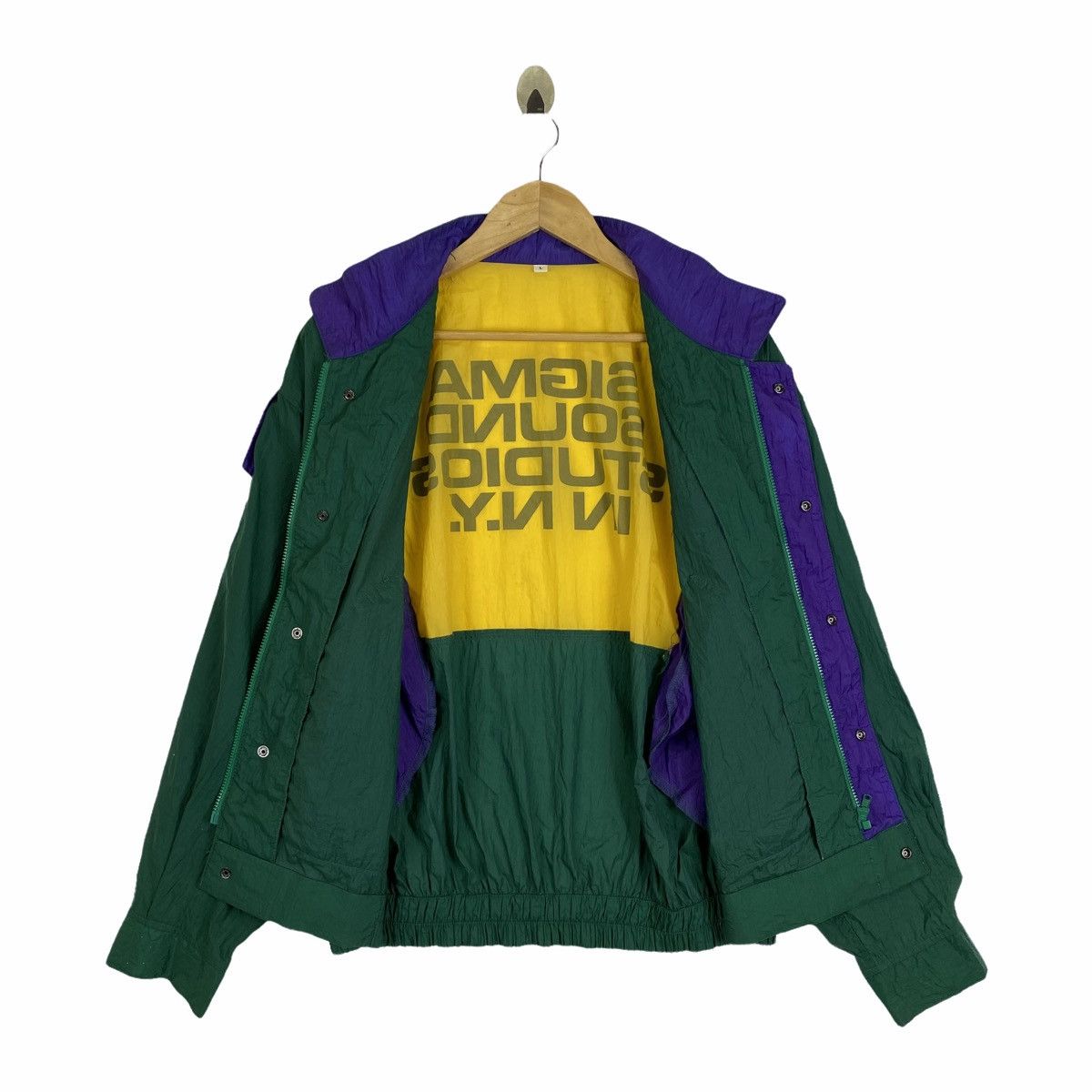 Vintage Vintage SIGMA SOUND STUDIOS NY Big Logo Light Bomber Jacket Size US L / EU 52-54 / 3 - 3 Thumbnail