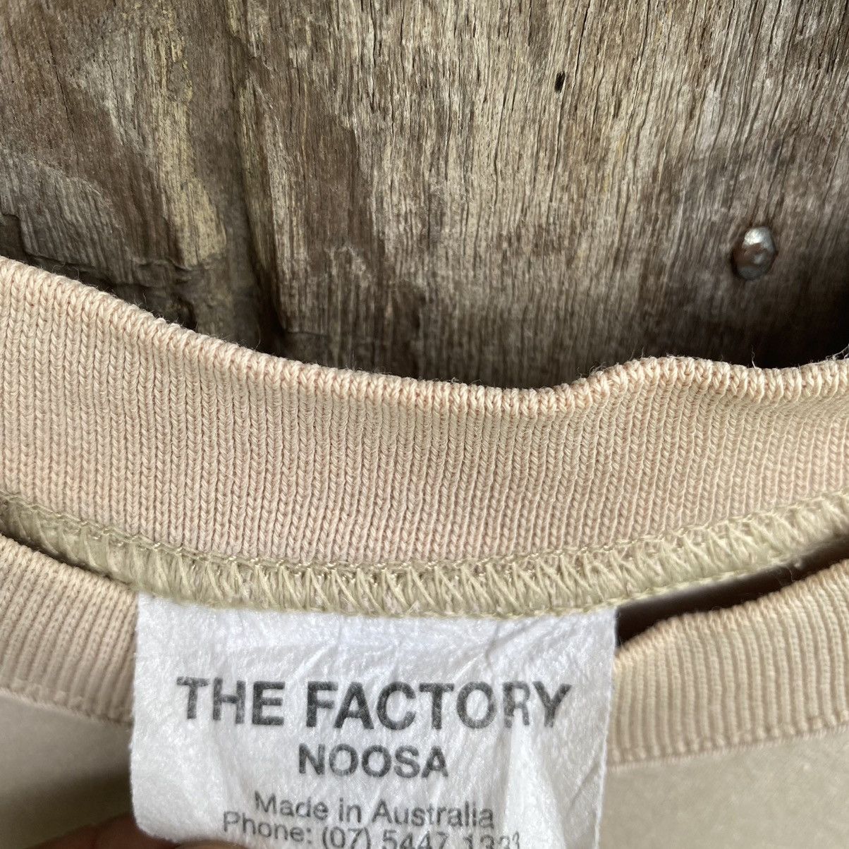 Vintage Thrashed Faded Vintage 90s The Factory Noosa Surf ERD GRUNGE Size US S / EU 44-46 / 1 - 5 Thumbnail