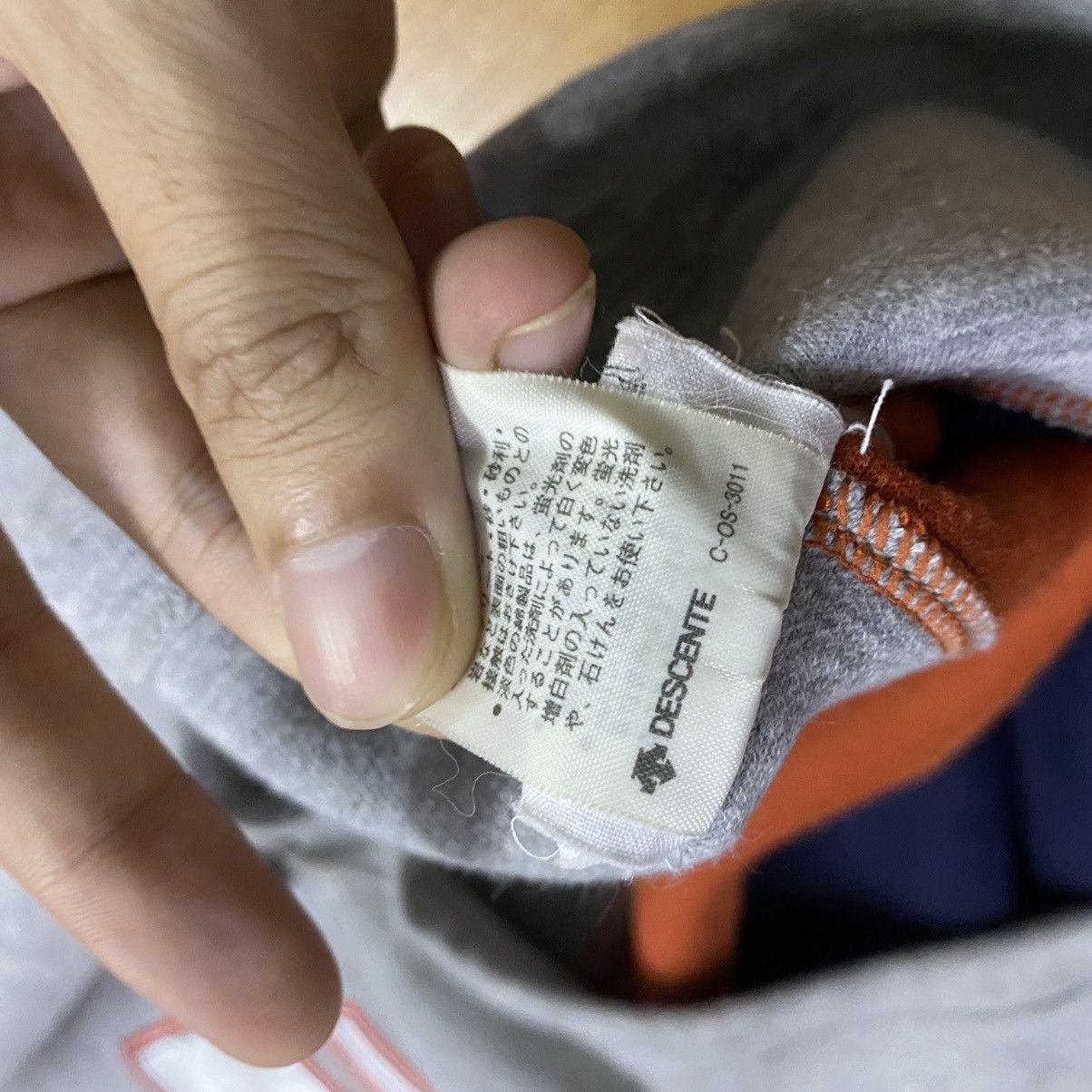 Adidas Vintage Adidas Descente Embroidery Logo Sweatshirt Size US L / EU 52-54 / 3 - 14 Thumbnail