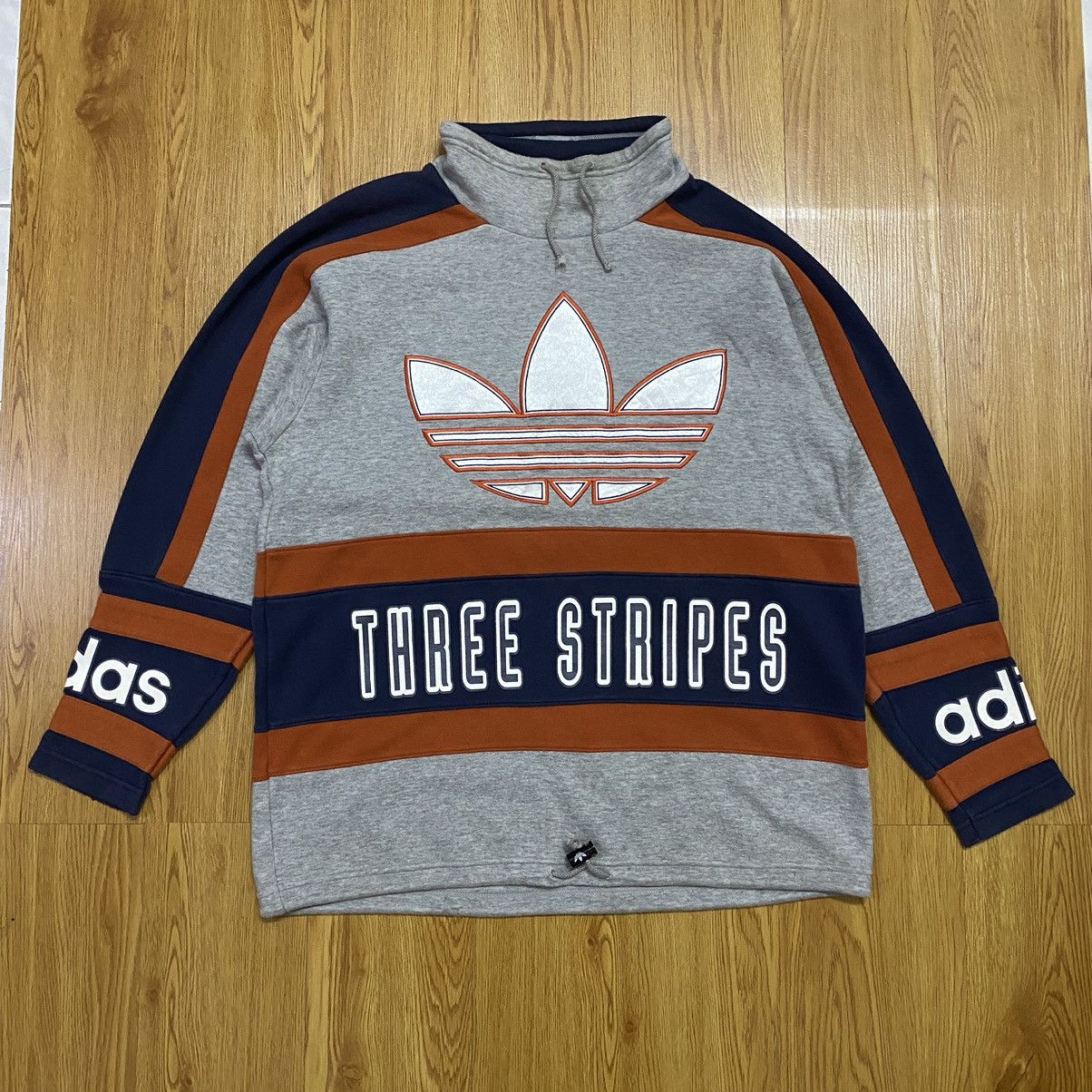 Adidas Vintage Adidas Descente Embroidery Logo Sweatshirt Size US L / EU 52-54 / 3 - 1 Thumbnail