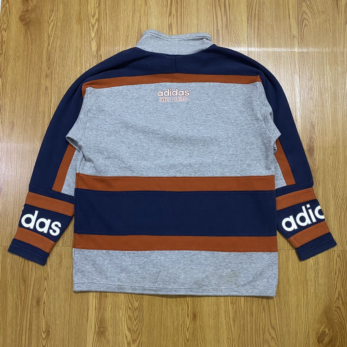Adidas Vintage Adidas Descente Embroidery Logo Sweatshirt Size US L / EU 52-54 / 3 - 2 Thumbnail