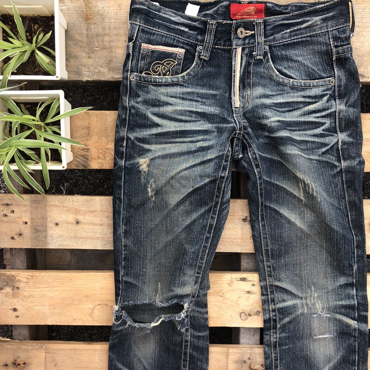 Japanese Brand Number Nine Style Distressed Indian Motocycle Denim Jeans Size US 30 / EU 46 - 2 Thumbnail