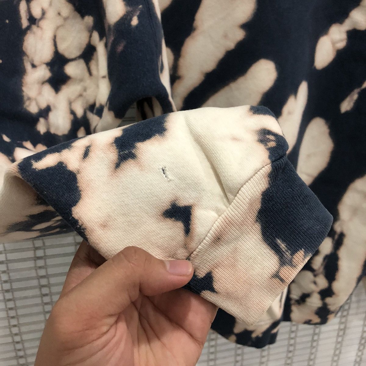 Japanese Brand × Quiksilver Vintage Quiksilver Japan Tie Dye Sweatshirt Size US XL / EU 56 / 4 - 9 Thumbnail