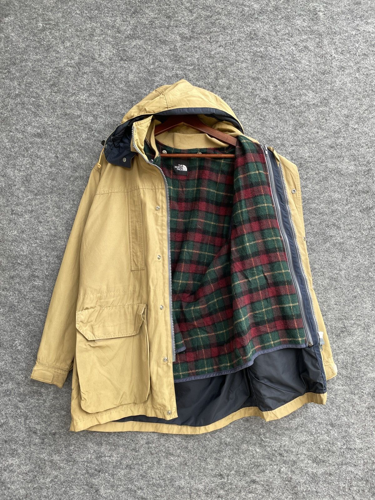 The North Face THE NORTH FACE PARKA Size US L / EU 52-54 / 3 - 5 Thumbnail