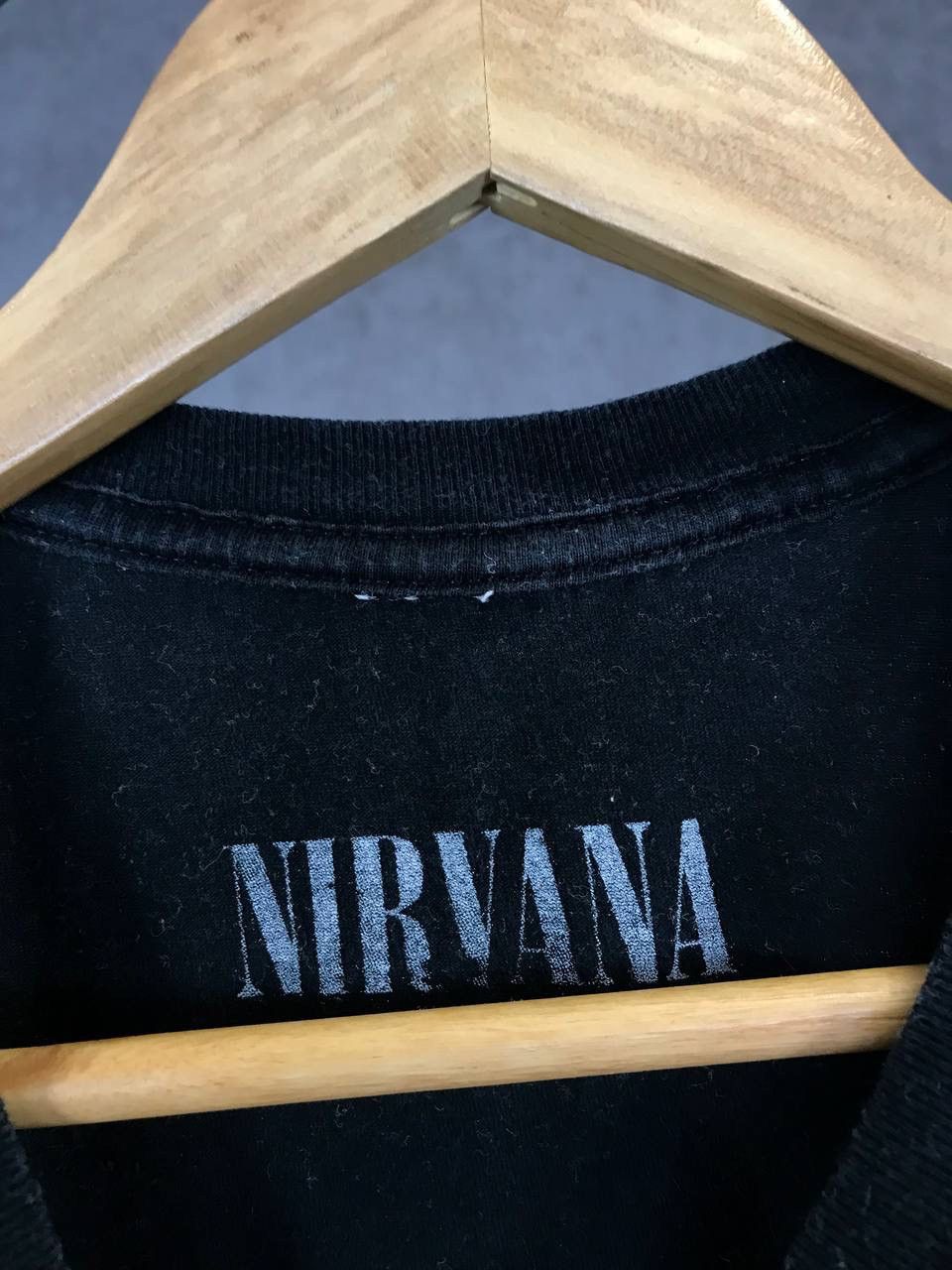 Band Tees Nirvana smile rock band tee Size US L / EU 52-54 / 3 - 4 Thumbnail