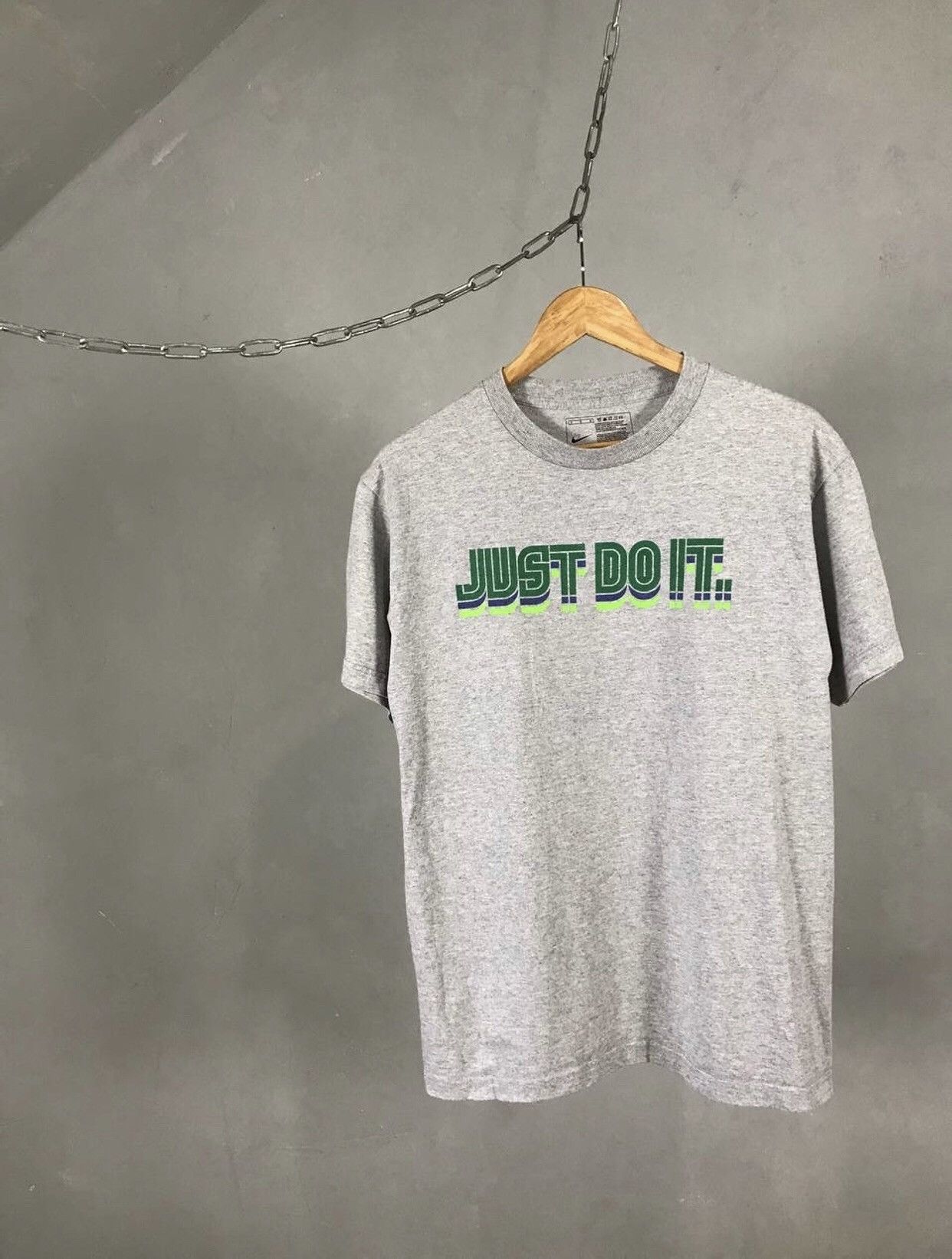 Nike Nike Just do it vintage streetwear center logo tee Size US M / EU 48-50 / 2 - 1 Thumbnail