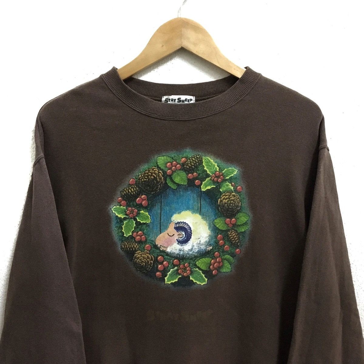 Fiji × Japanese Brand × Vintage VINTAGE STRAY SHEEP FIJI TELEVISION JAPANESE SWEATSHIRT Size US S / EU 44-46 / 1 - 3 Thumbnail