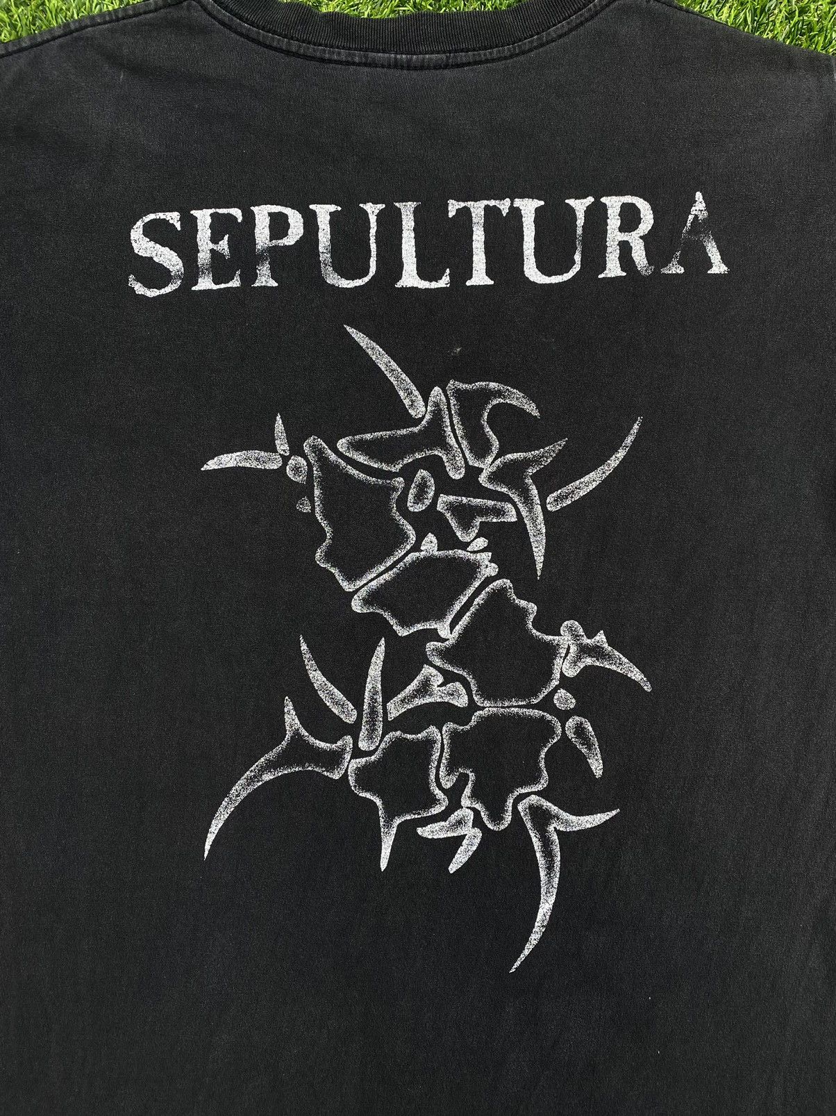 Band Tees Vintage Sepultura Punk Rock Band Heavy Metal Tees T Shirts Size US M / EU 48-50 / 2 - 6 Thumbnail