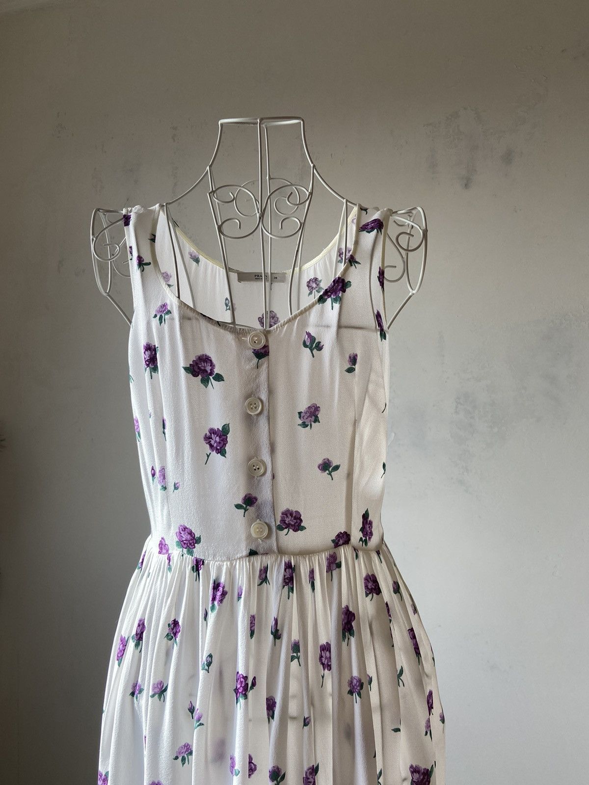 Prada prada floral vintage dress Size XS / US 0-2 / IT 36-38 - 1 Thumbnail