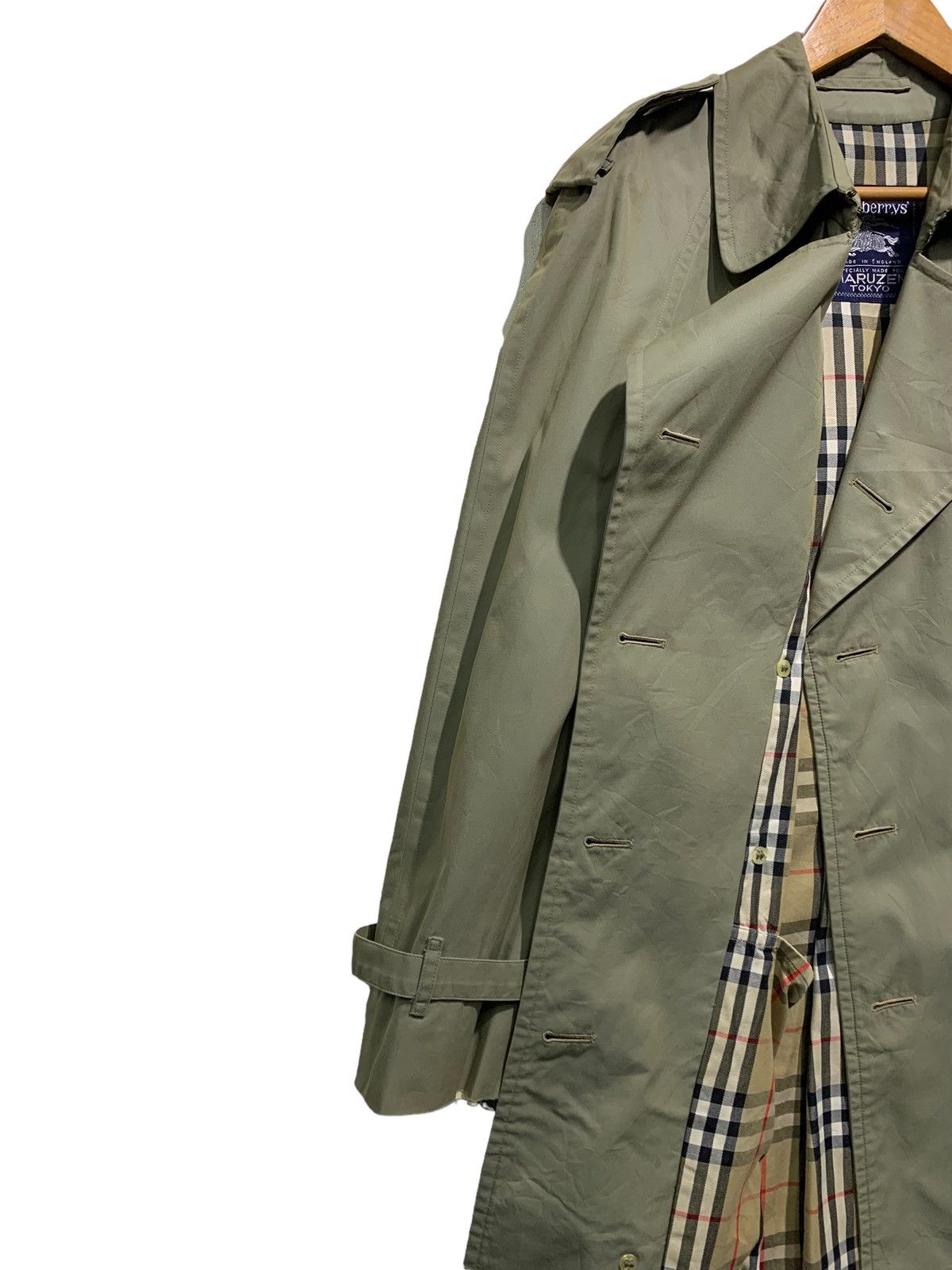 Burberry 🔥VTG BURBERRY NOVACHECK TRENCH COAT Size US M / EU 48-50 / 2 - 2 Thumbnail