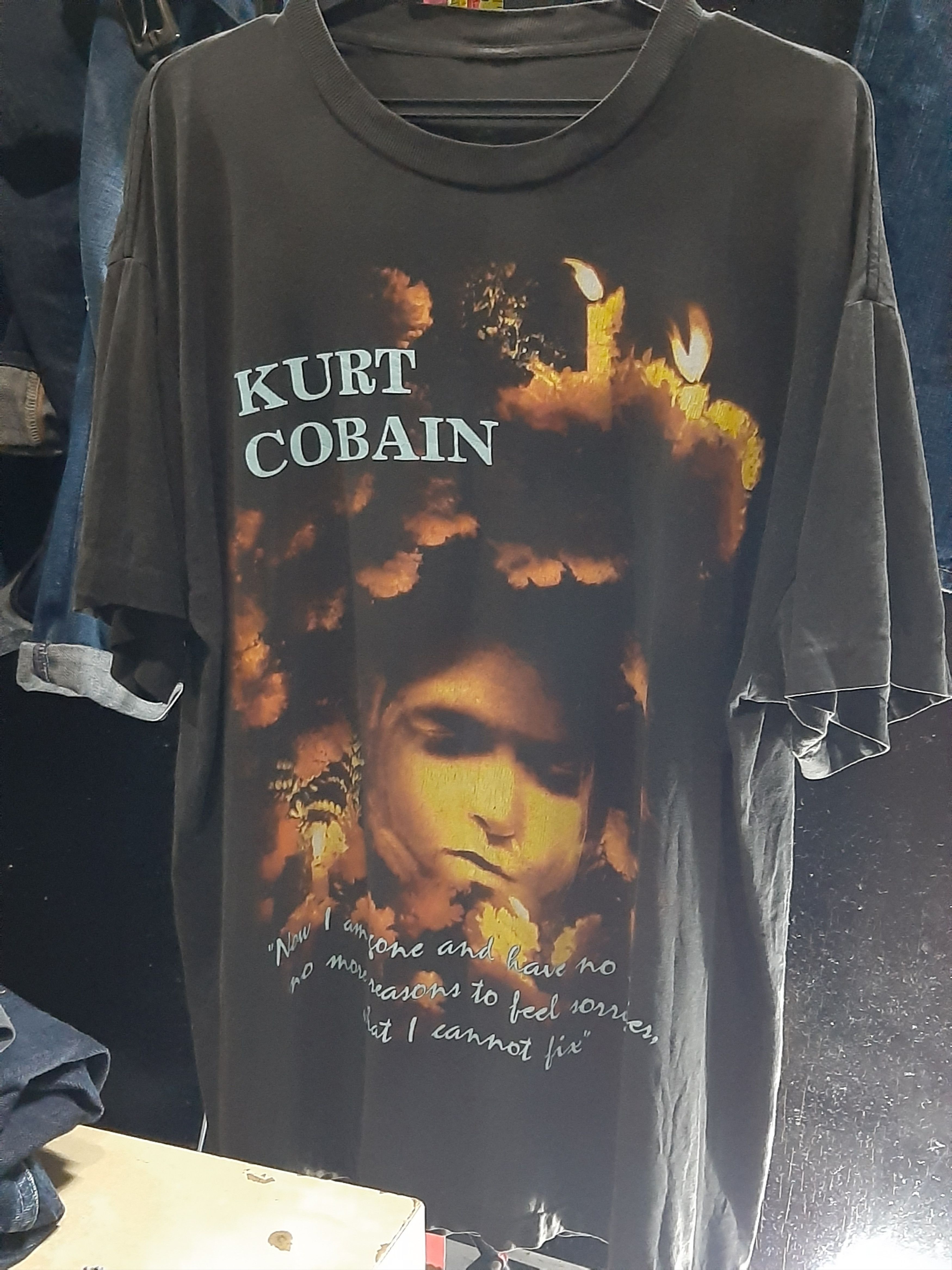 Band Tees × Vintage RARE🔥’90 KURT COBAIN PRINT LIGHT REFLECTION SINGLE STITCH Size US L / EU 52-54 / 3 - 3 Thumbnail