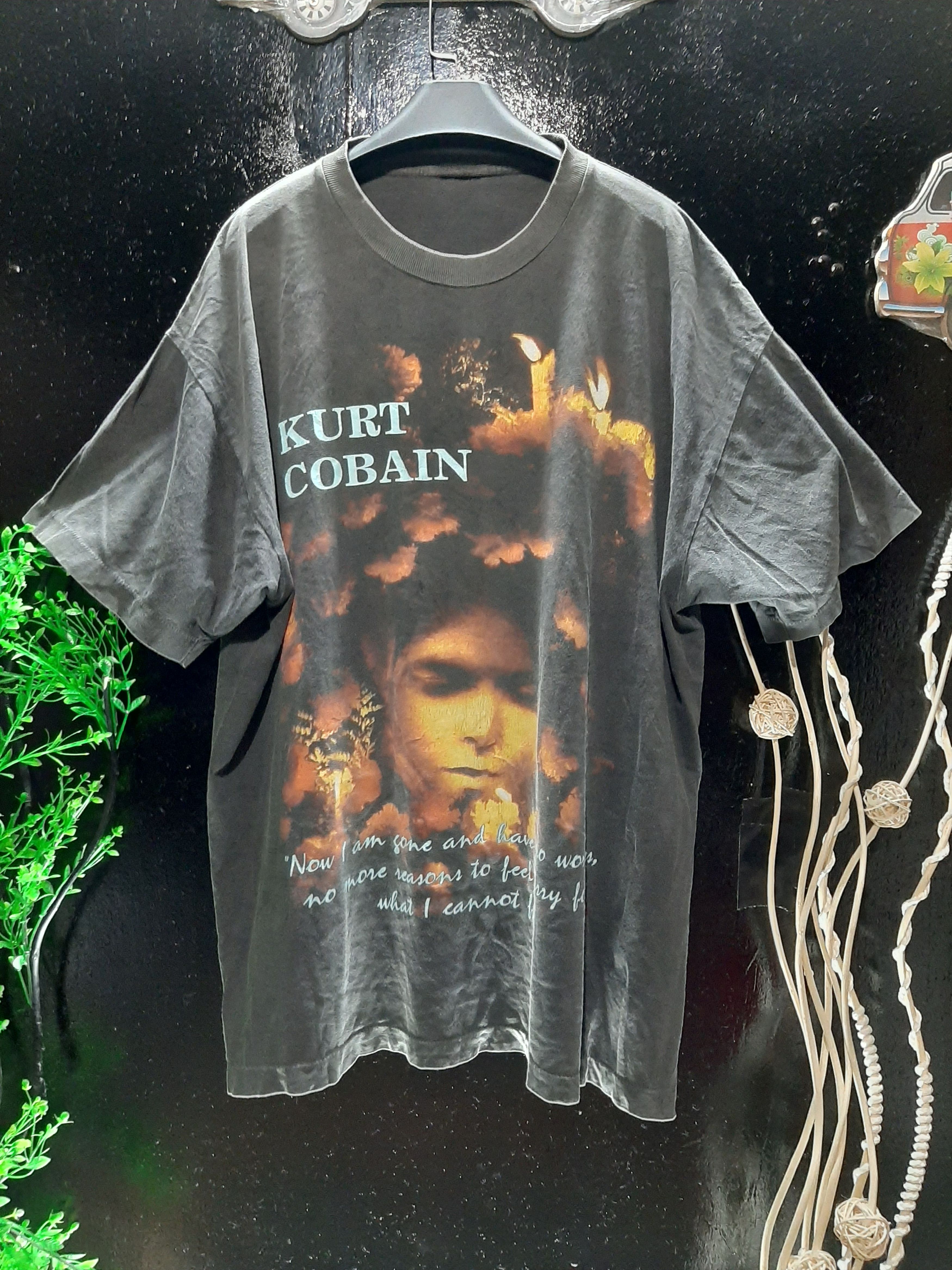 Band Tees × Vintage RARE🔥’90 KURT COBAIN PRINT LIGHT REFLECTION SINGLE STITCH Size US L / EU 52-54 / 3 - 8 Thumbnail