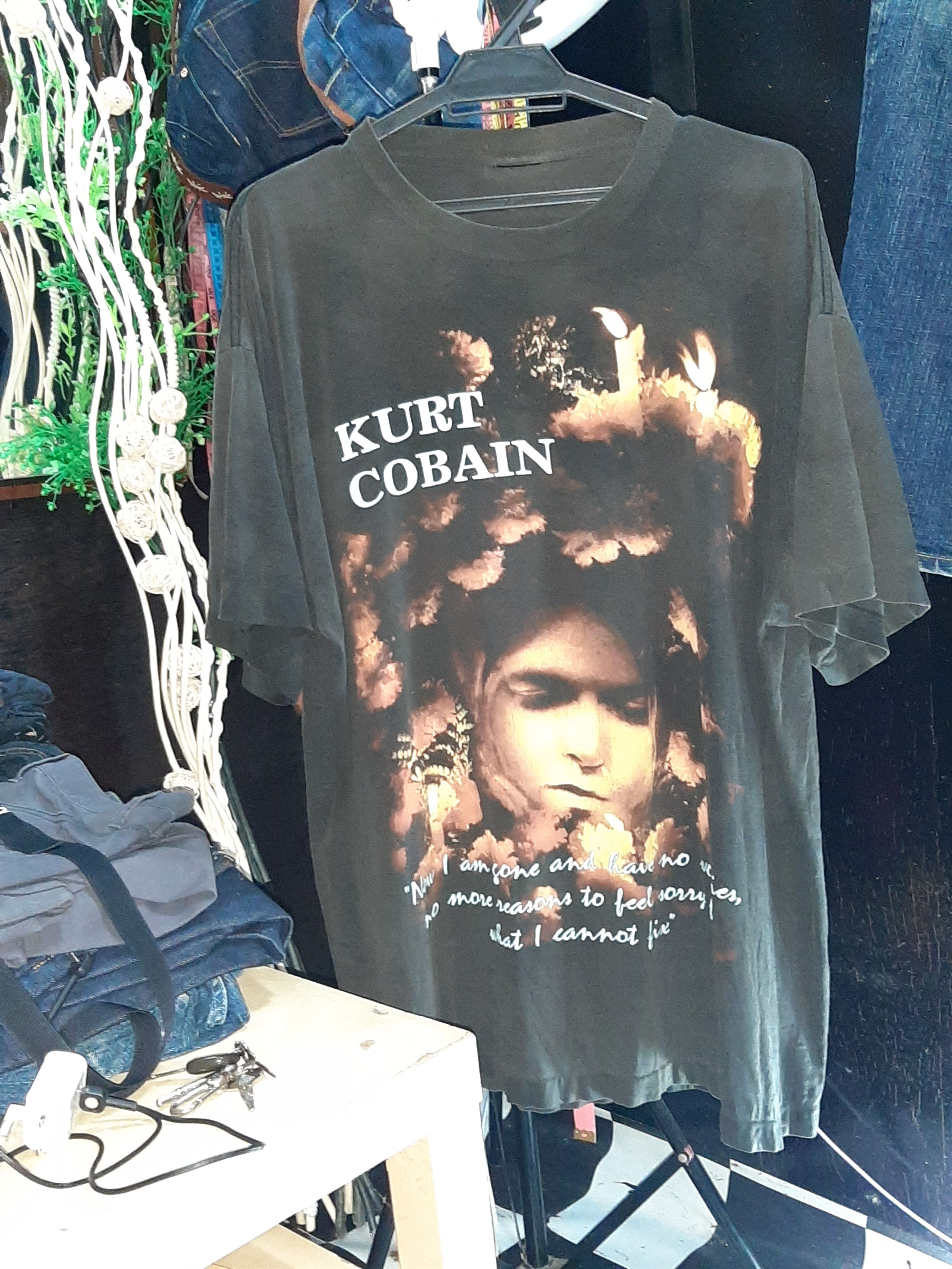 RARE🔥’90 KURT COBAIN PRINT LIGHT REFLECTION SINGLE STITCH