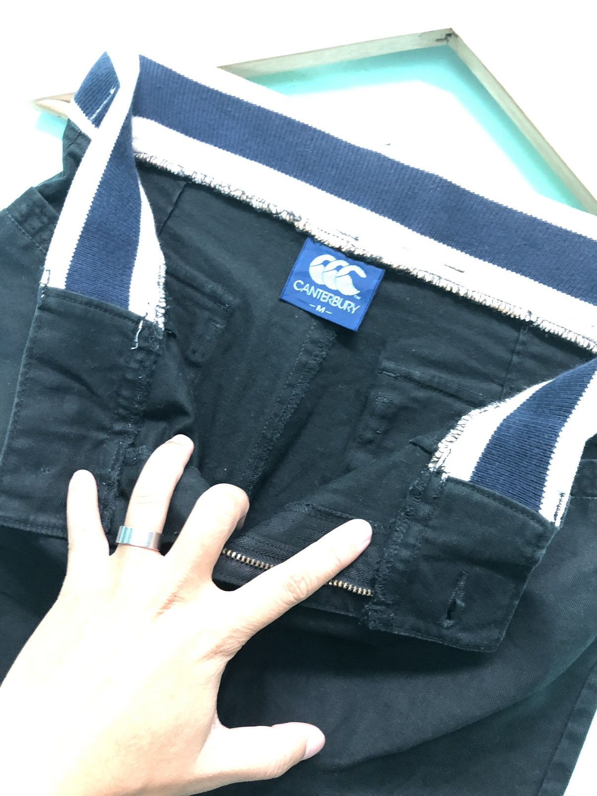 Canterbury of New Zealand × Vintage VINTAGE CANTERBURY FLARE TACTICAL MULTI POCKET CARGO PANT Size US 30 / EU 46 - 6 Thumbnail