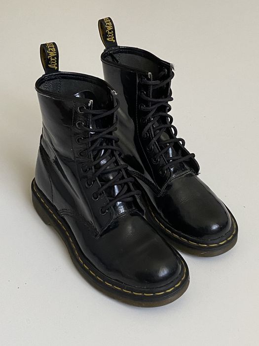 Dr martens best sale size 40