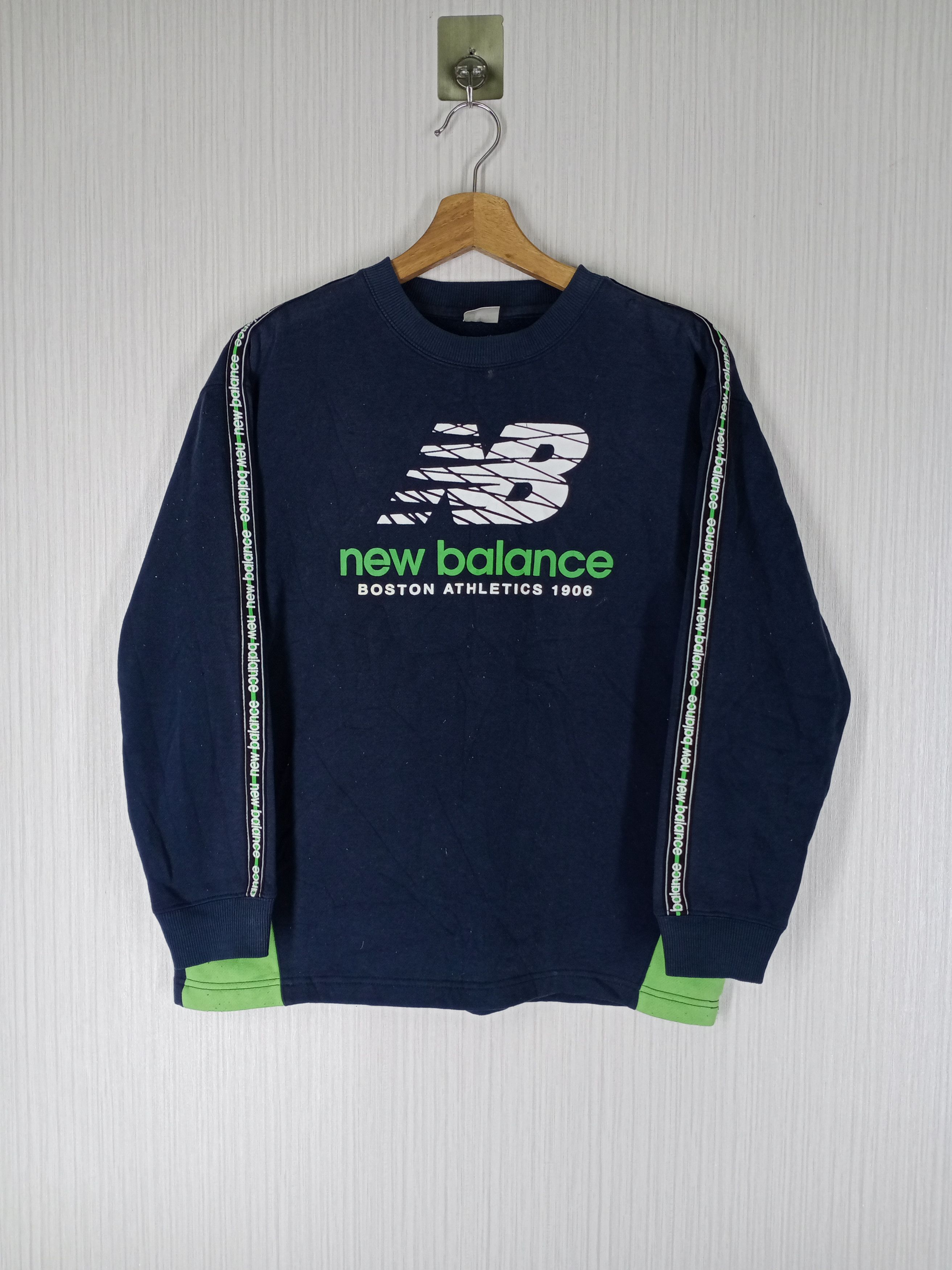 New Balance Vintage 90s New Balance Big Logo Sweatshirt Size US M / EU 48-50 / 2 - 1 Thumbnail