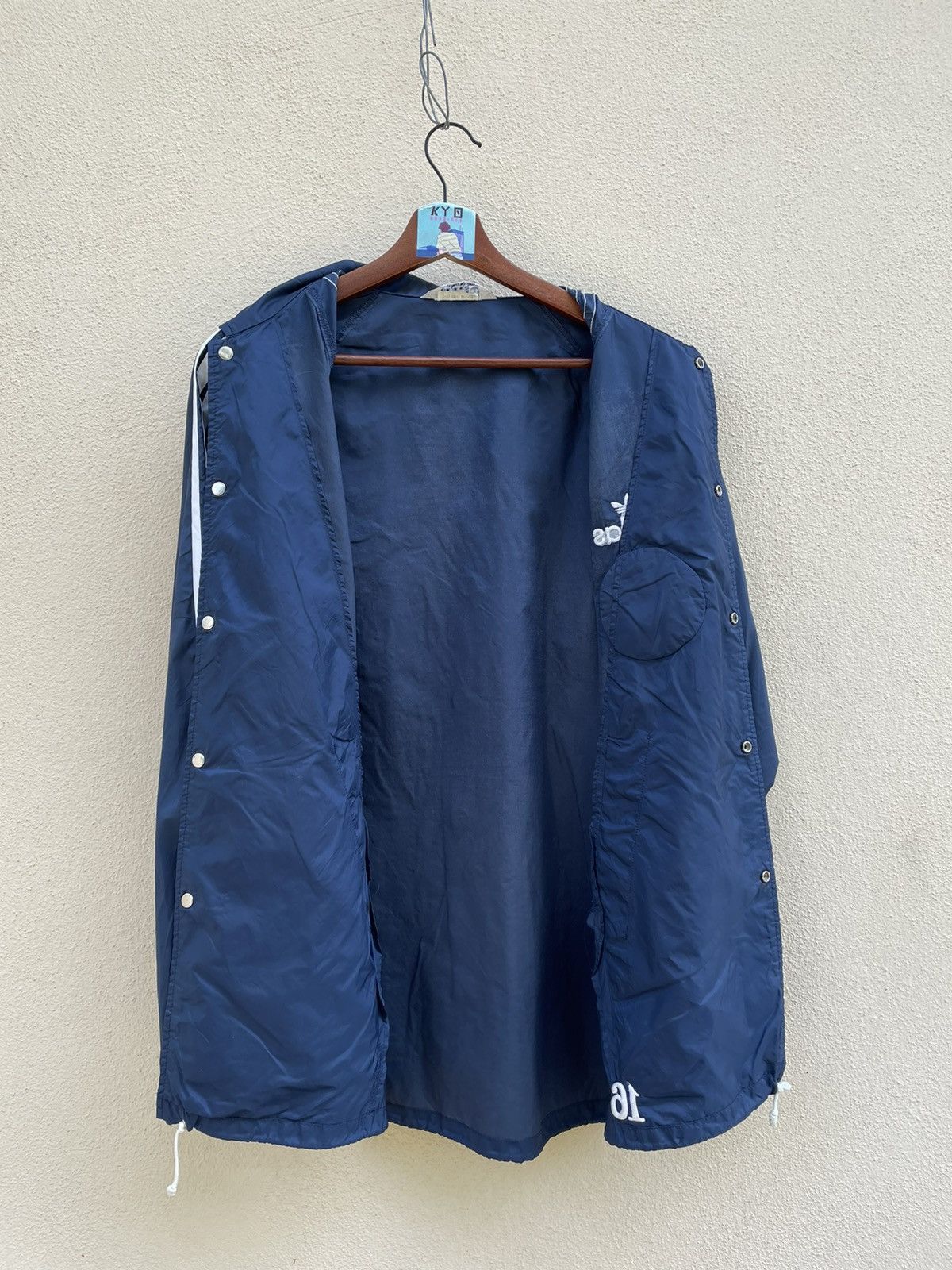 Adidas VINTAGE ADIDAS COACH JACKET Size US L / EU 52-54 / 3 - 6 Thumbnail