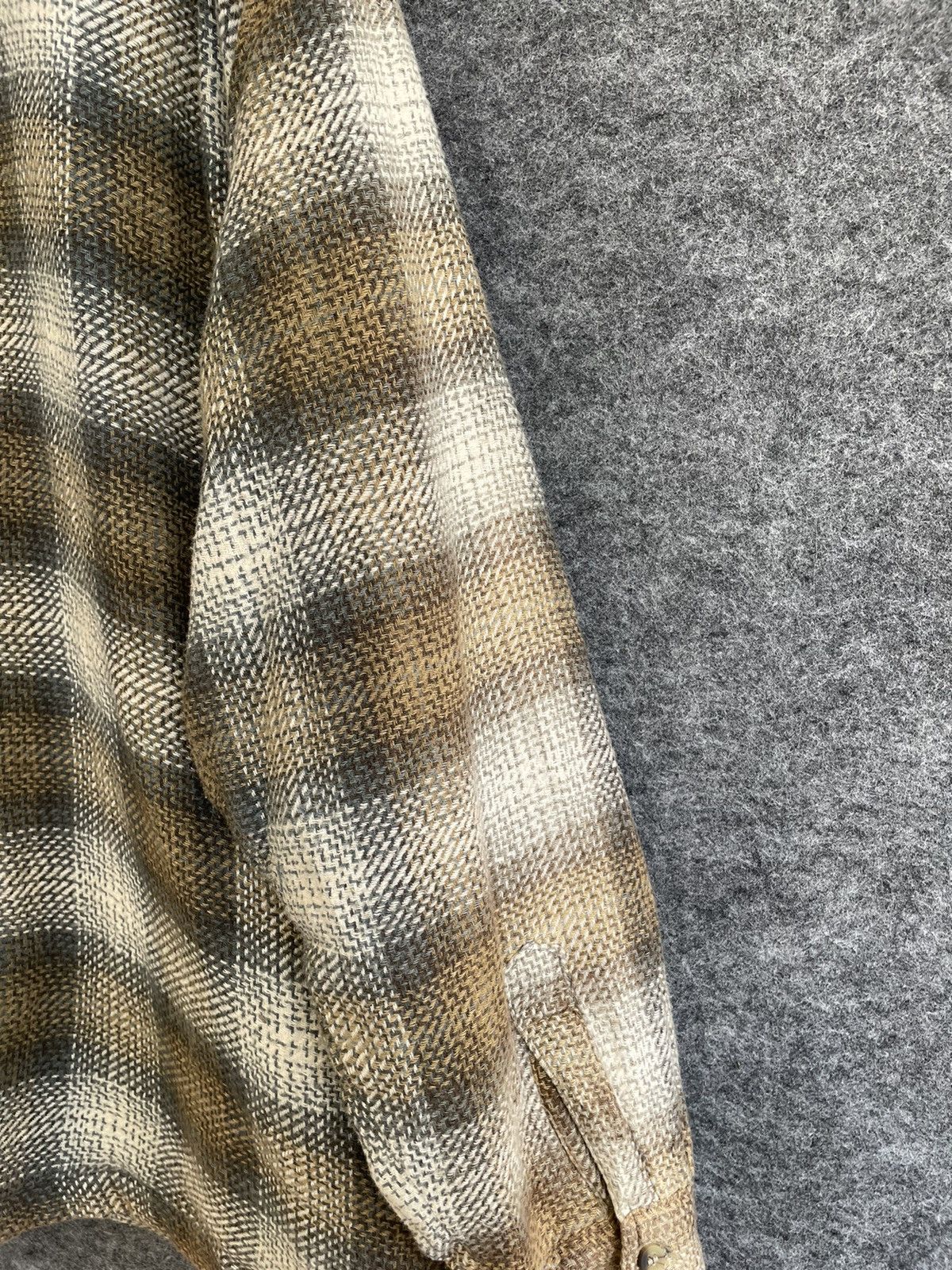 Vintage VINTAGE BUSY BOYS FLANNEL JACKET Size US L / EU 52-54 / 3 - 10 Thumbnail